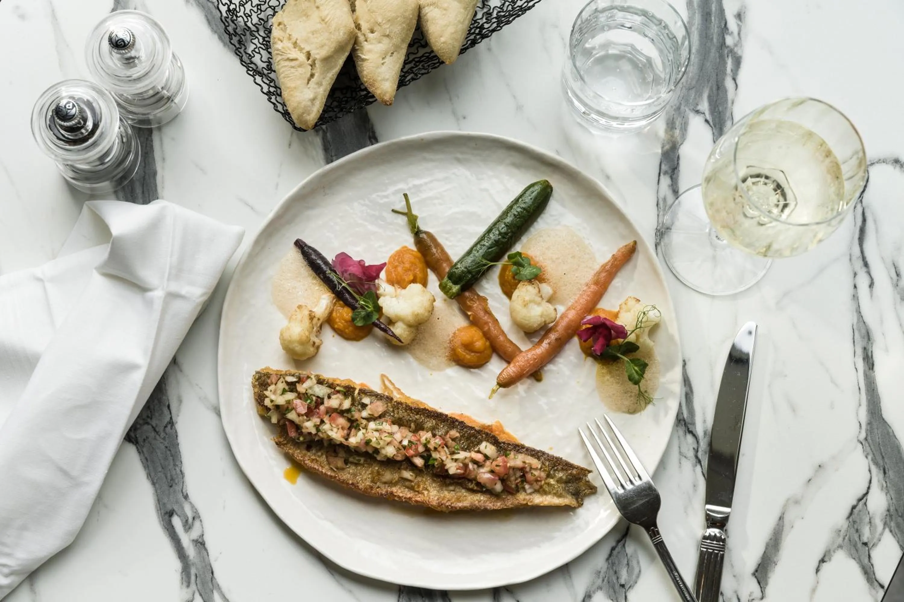 Restaurant/places to eat in Mercure Chartres Est