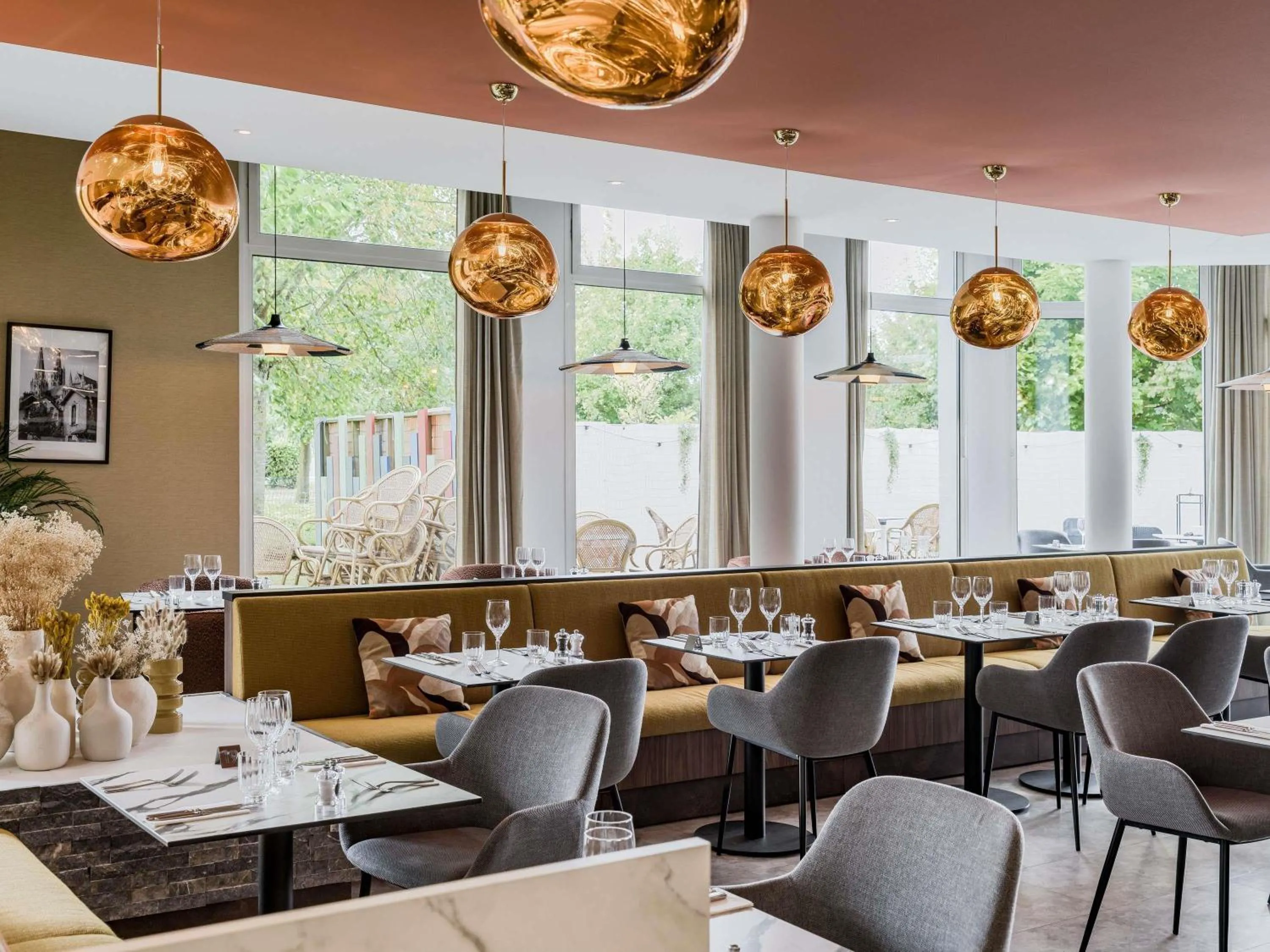 Restaurant/places to eat in Mercure Chartres Est