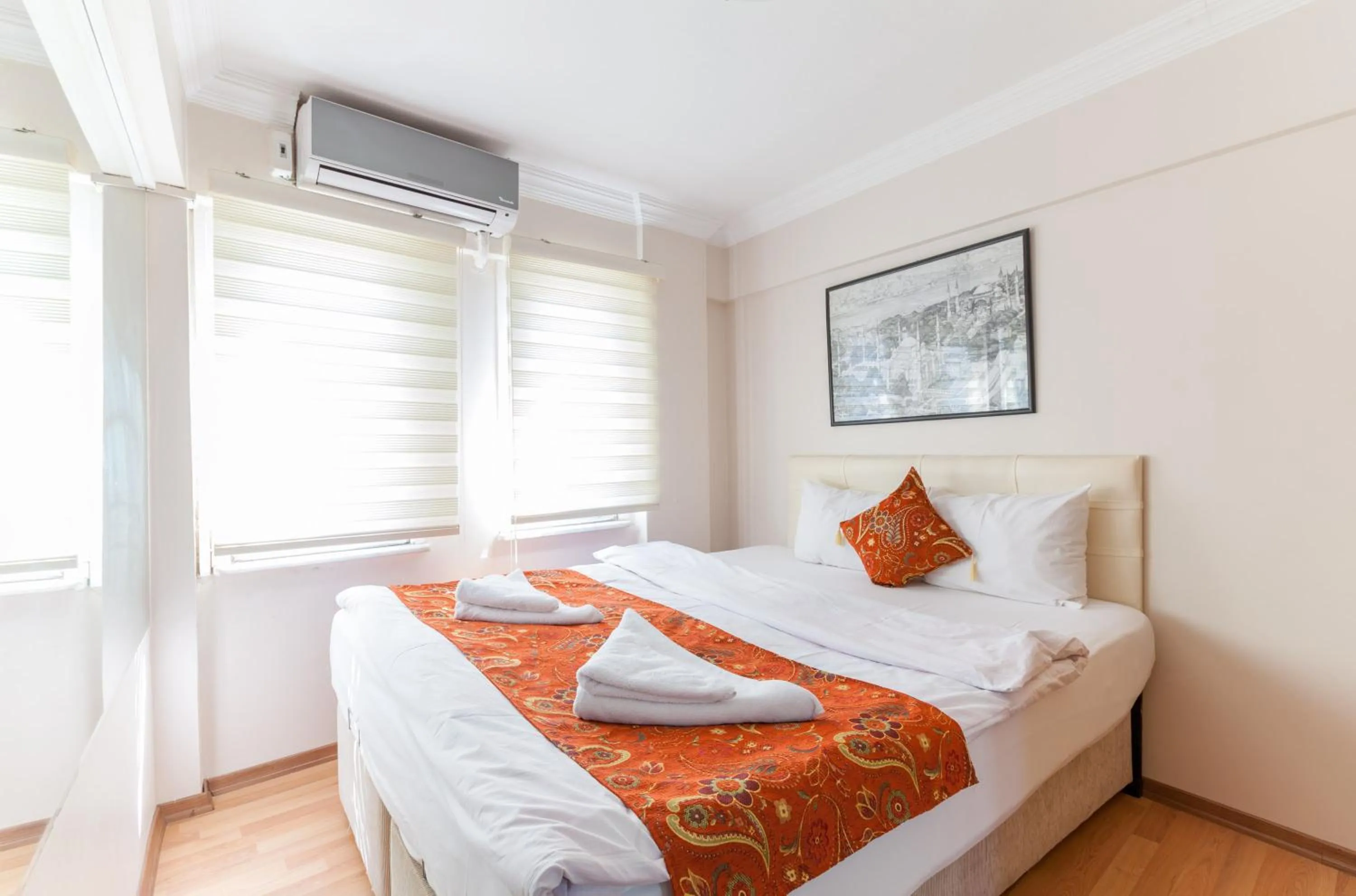 bunk bed, Bed in Sultan Apartments