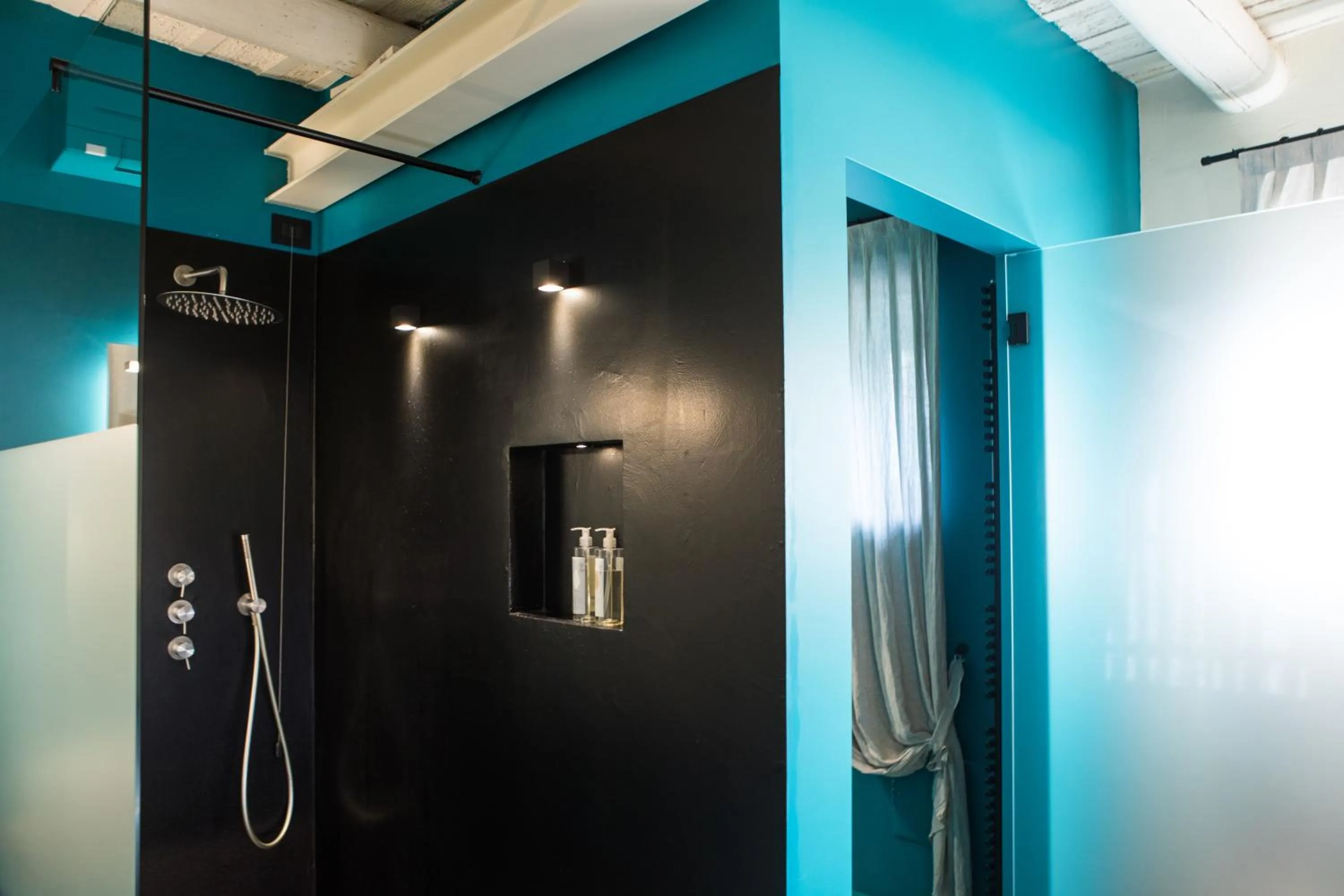 Shower in Cà Toresele Relais Osteria Garden