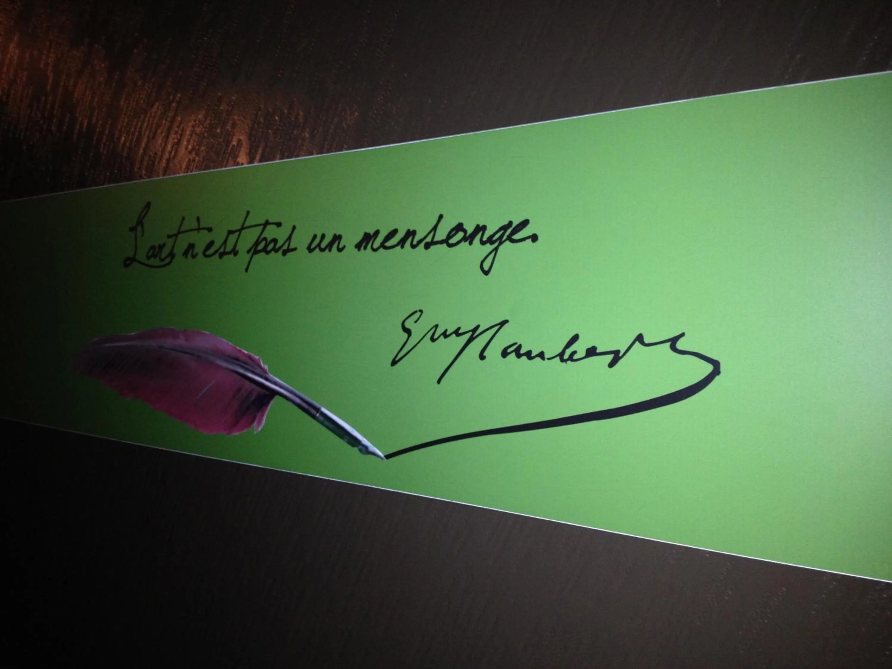 Decorative detail in Hôtel Elysées Flaubert