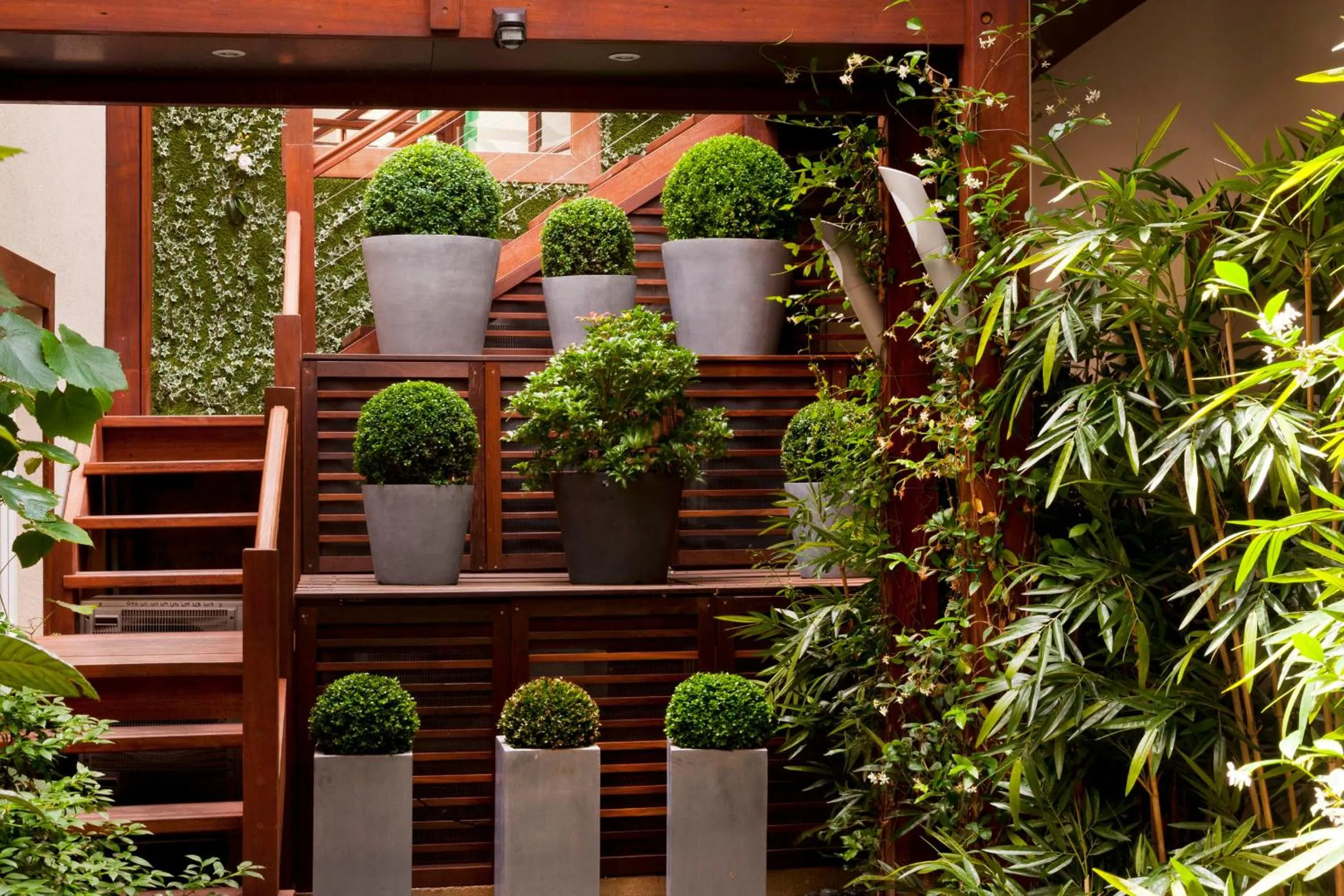 Balcony/Terrace in Hôtel Elysées Flaubert