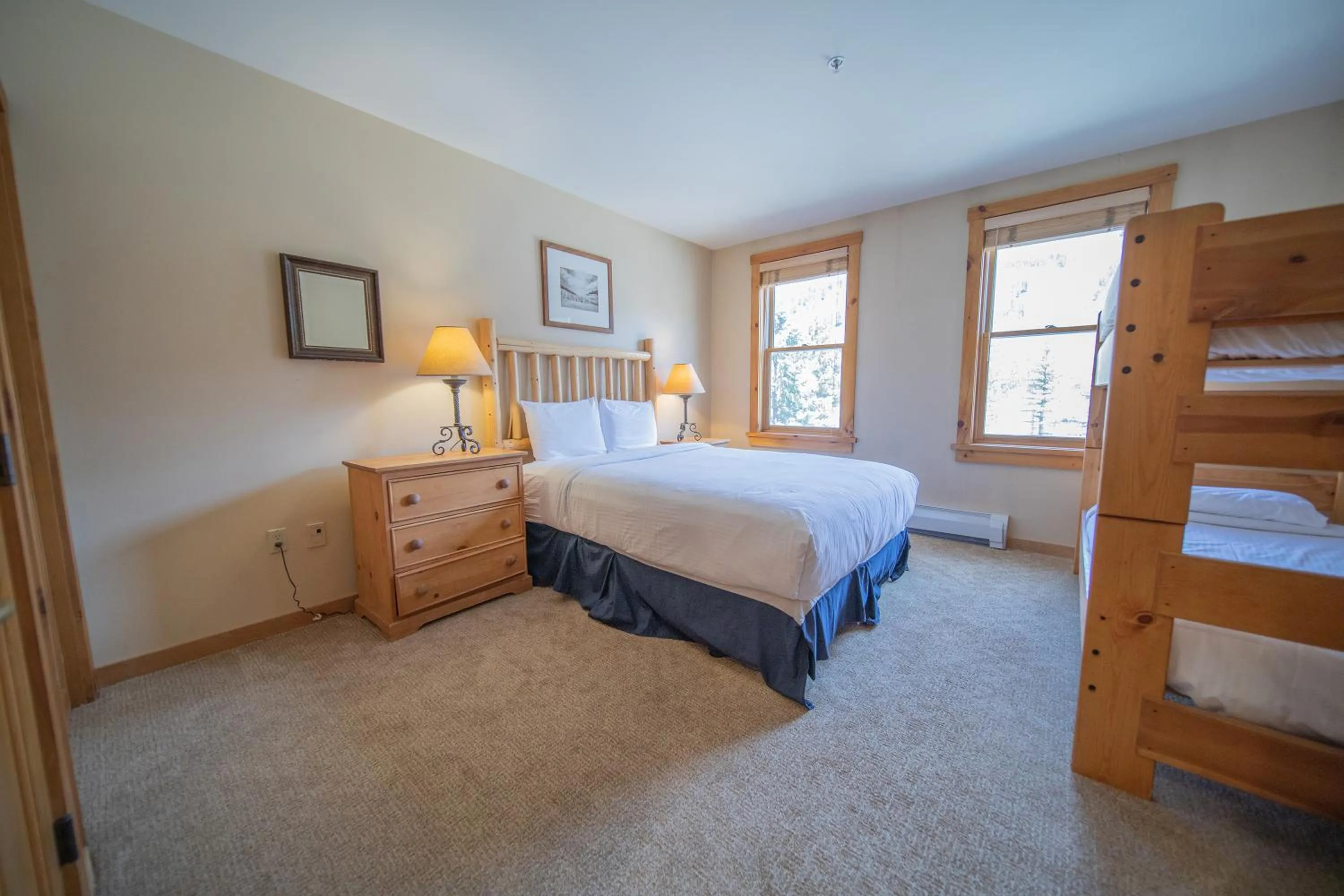 Bed in Buffalo Lodge 8327 by SummitCove Lodging