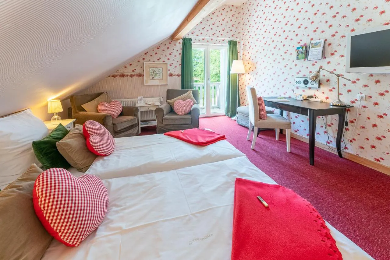 Bed in SaarlandTraum Weihermühle