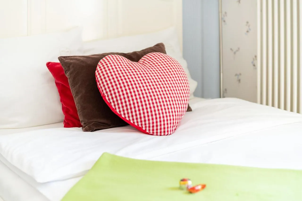 Bed in SaarlandTraum Weihermühle