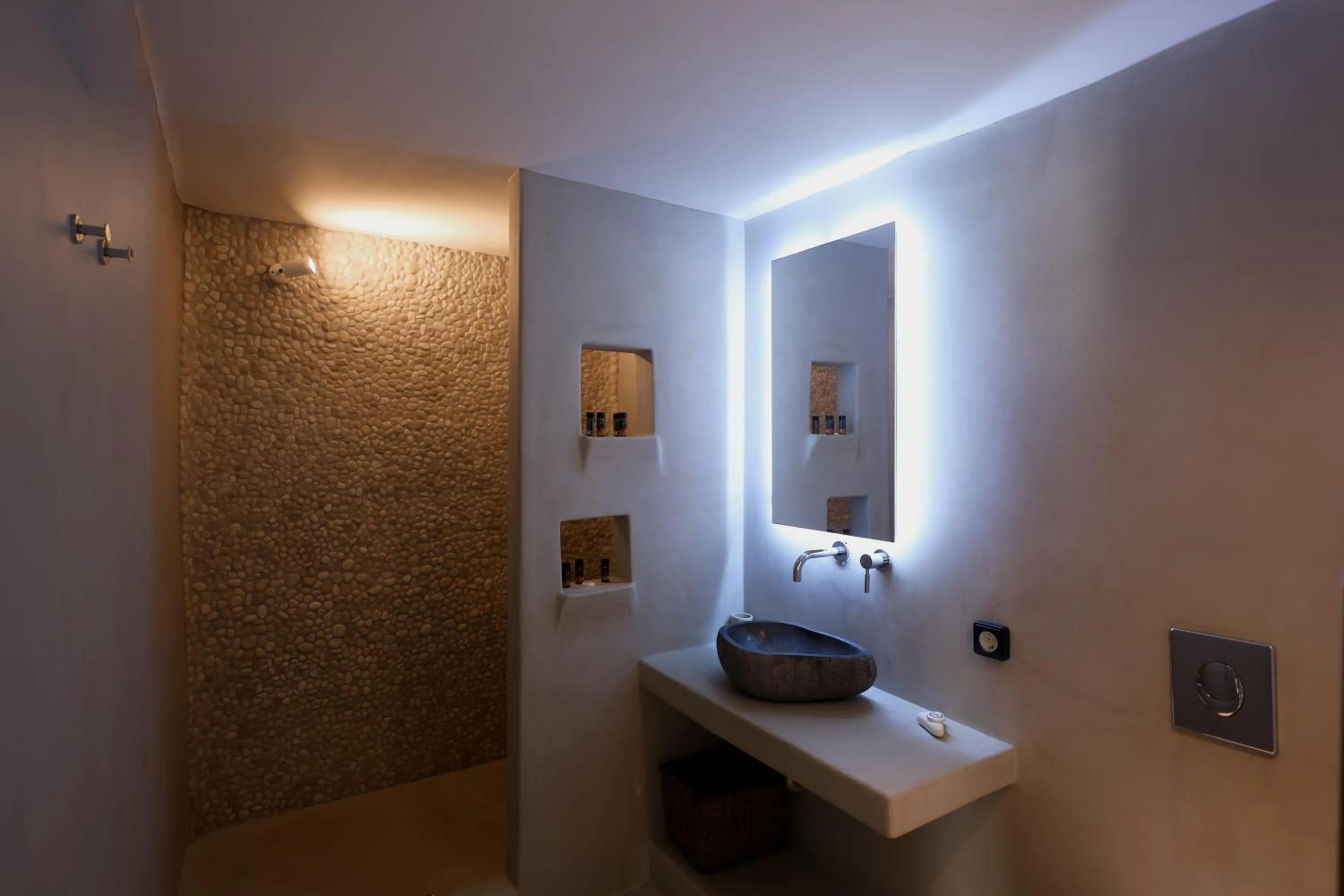 Bathroom in Mykonos Pantheon