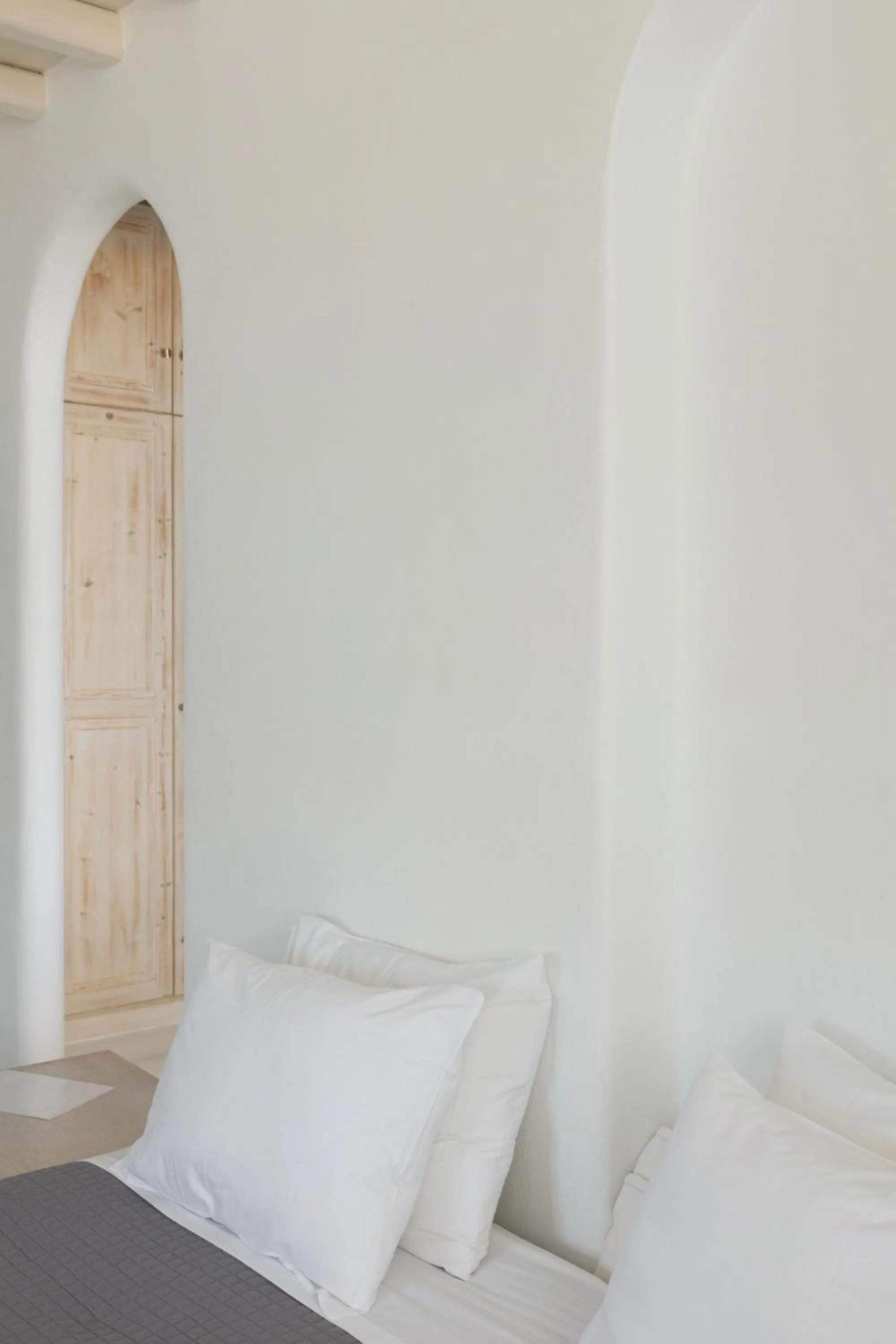 Bedroom, Bed in Mykonos Pantheon