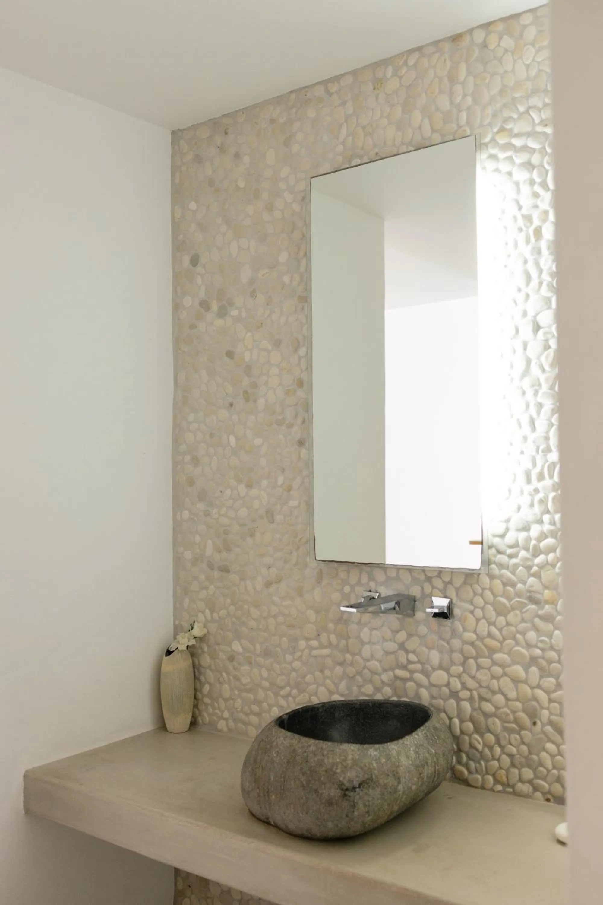 Bathroom in Mykonos Pantheon