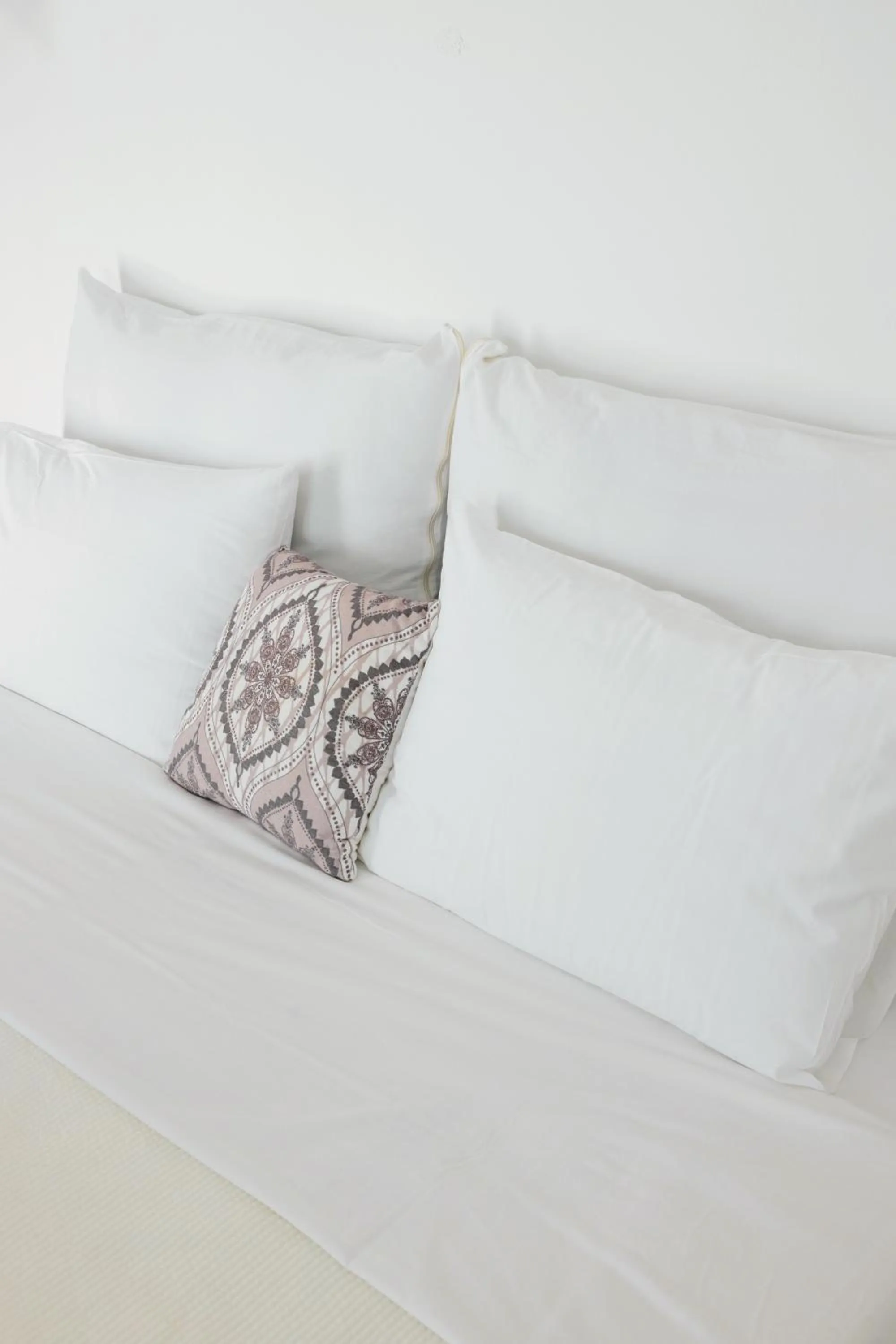 Bed in Mykonos Pantheon