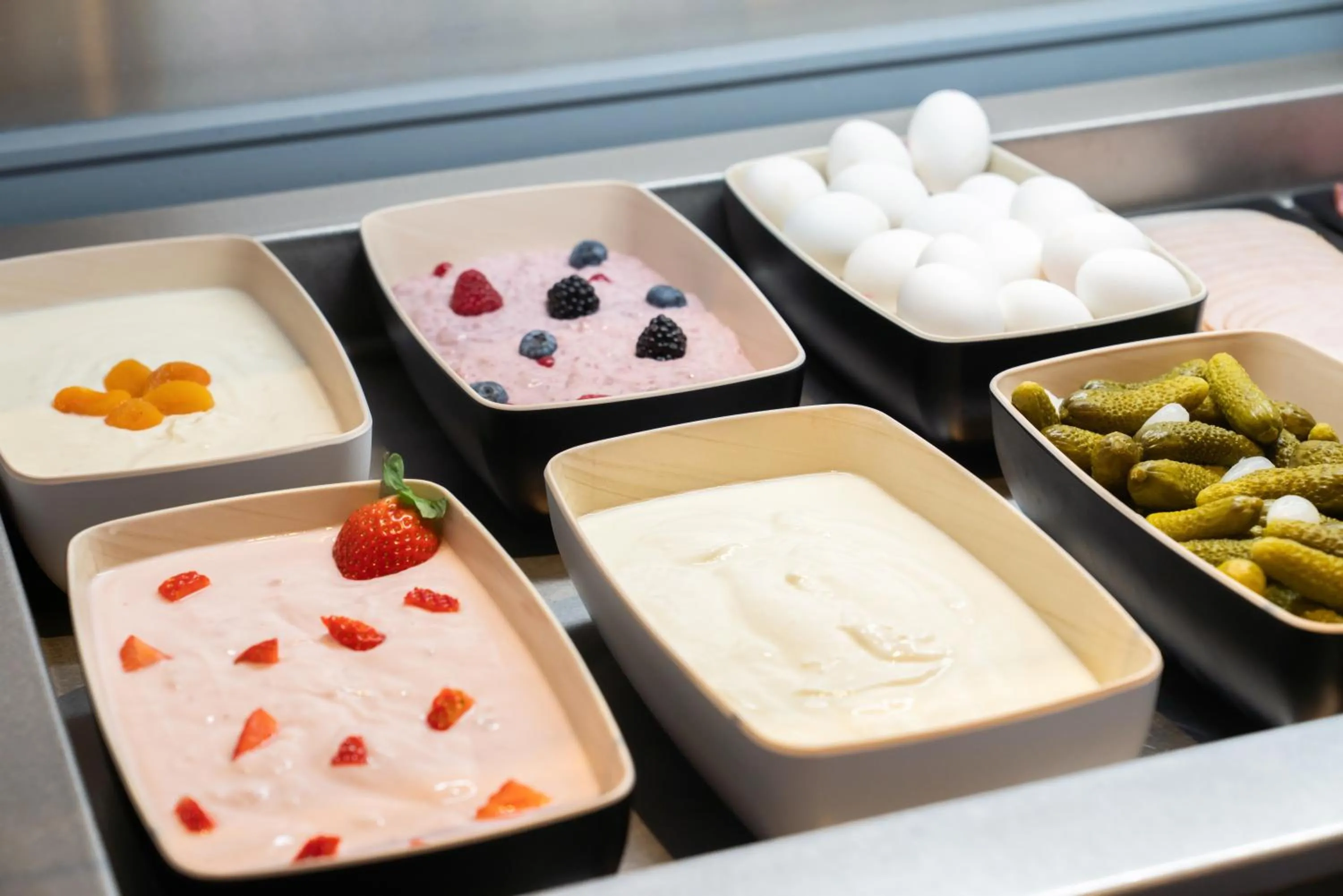 Food and drinks in ibis budget Genève Aéroport