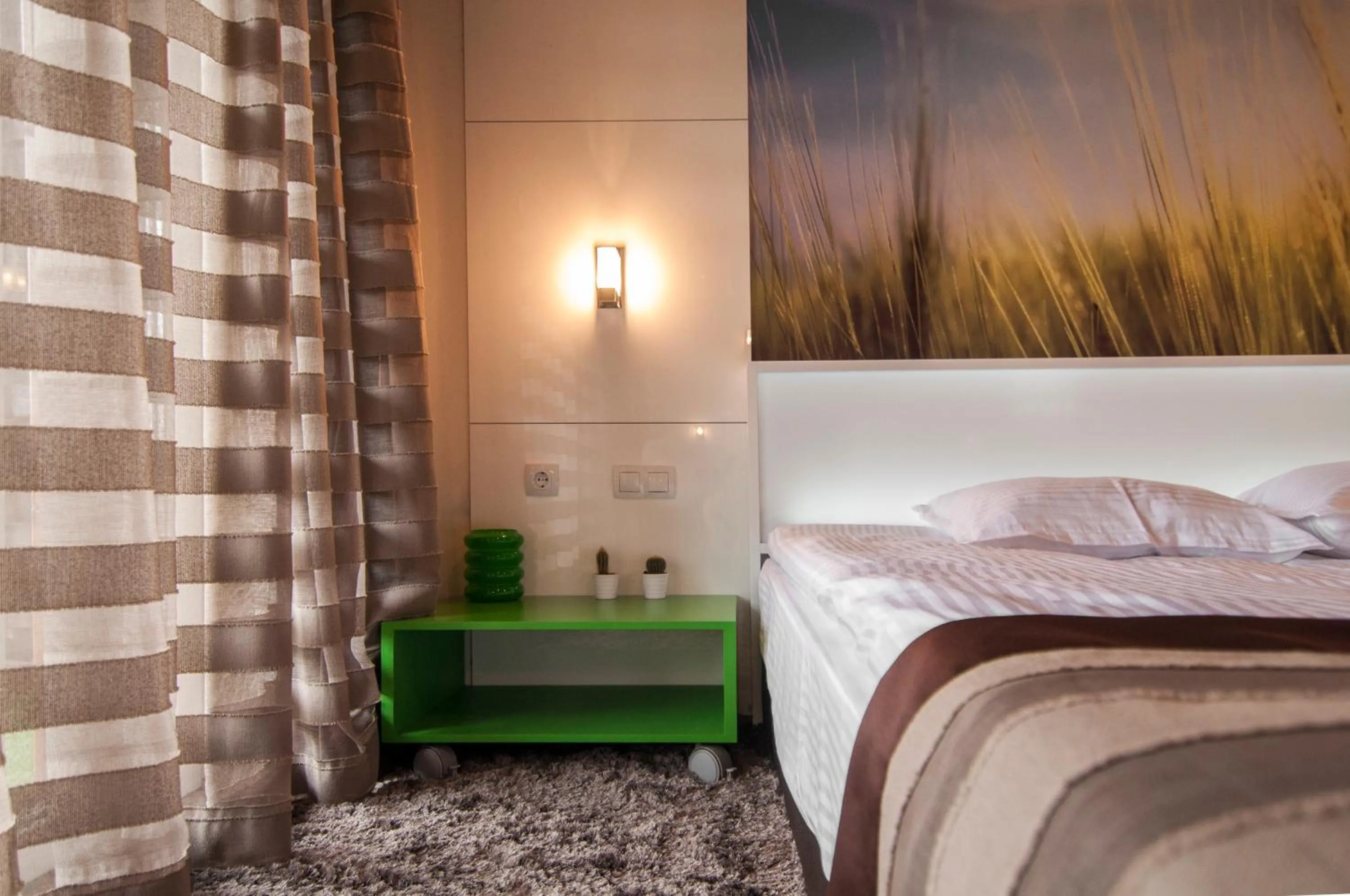 Bedroom, Bed in Aparthotel Seasons Glavatarski Han