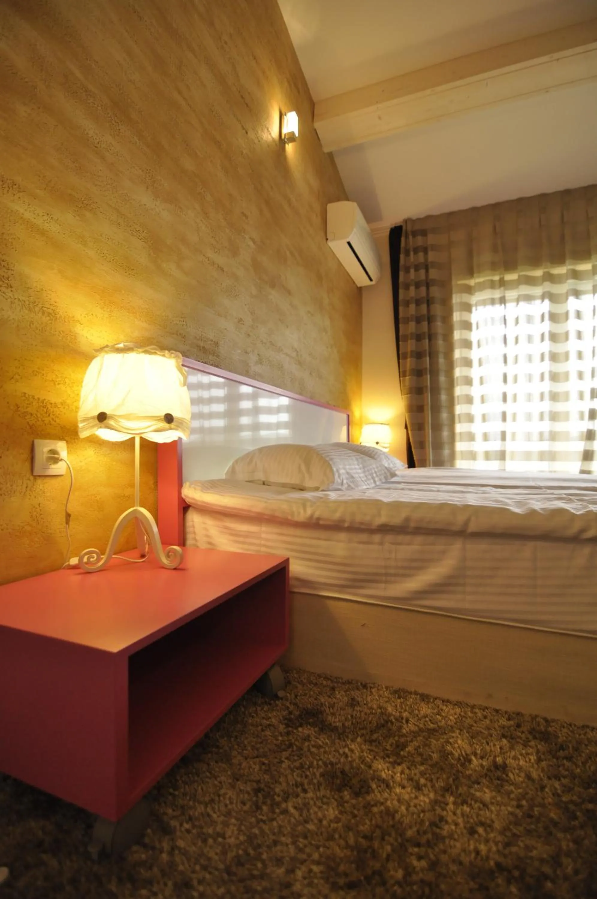 Bedroom, Bed in Aparthotel Seasons Glavatarski Han