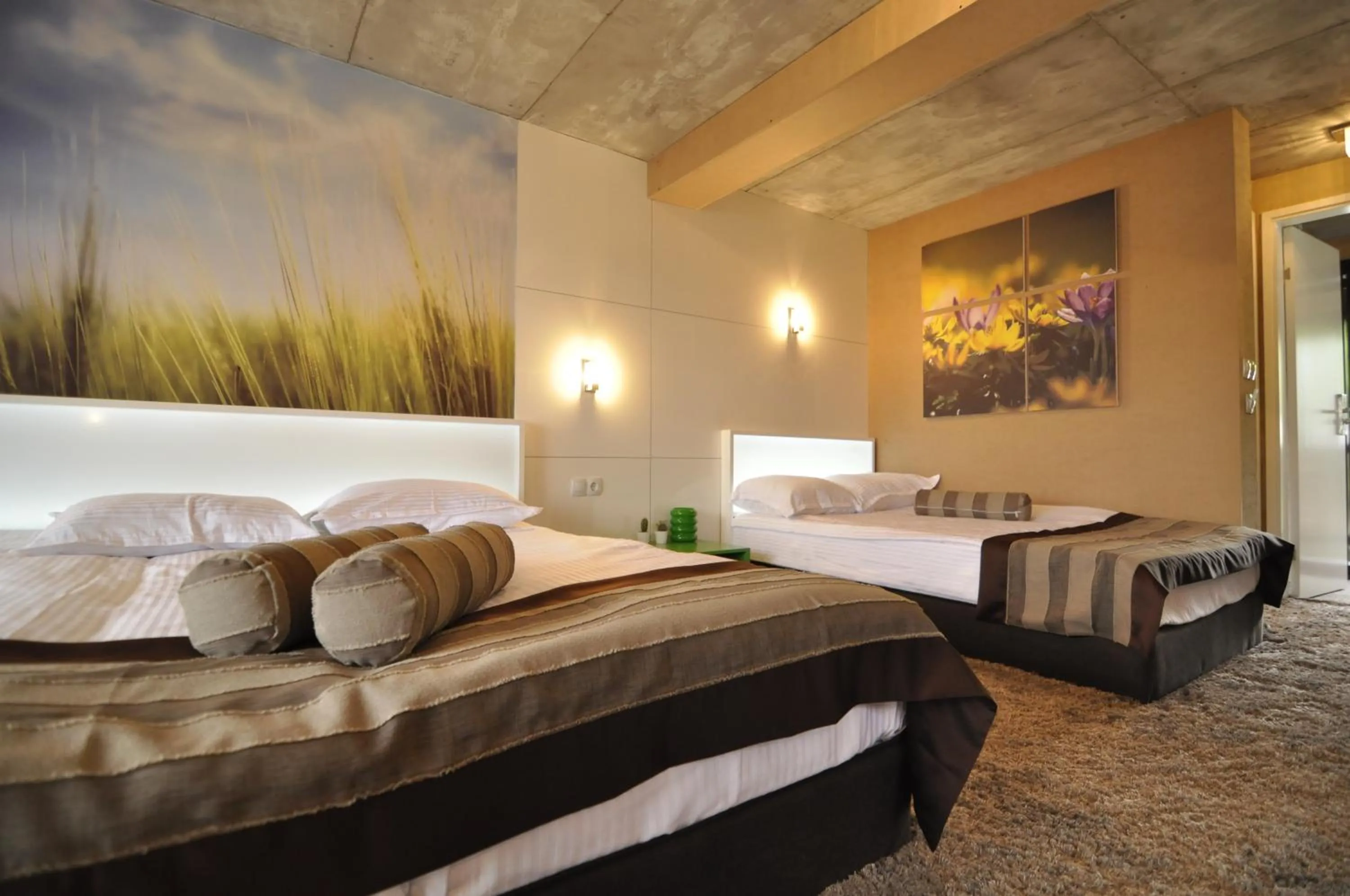 Bedroom, Bed in Aparthotel Seasons Glavatarski Han