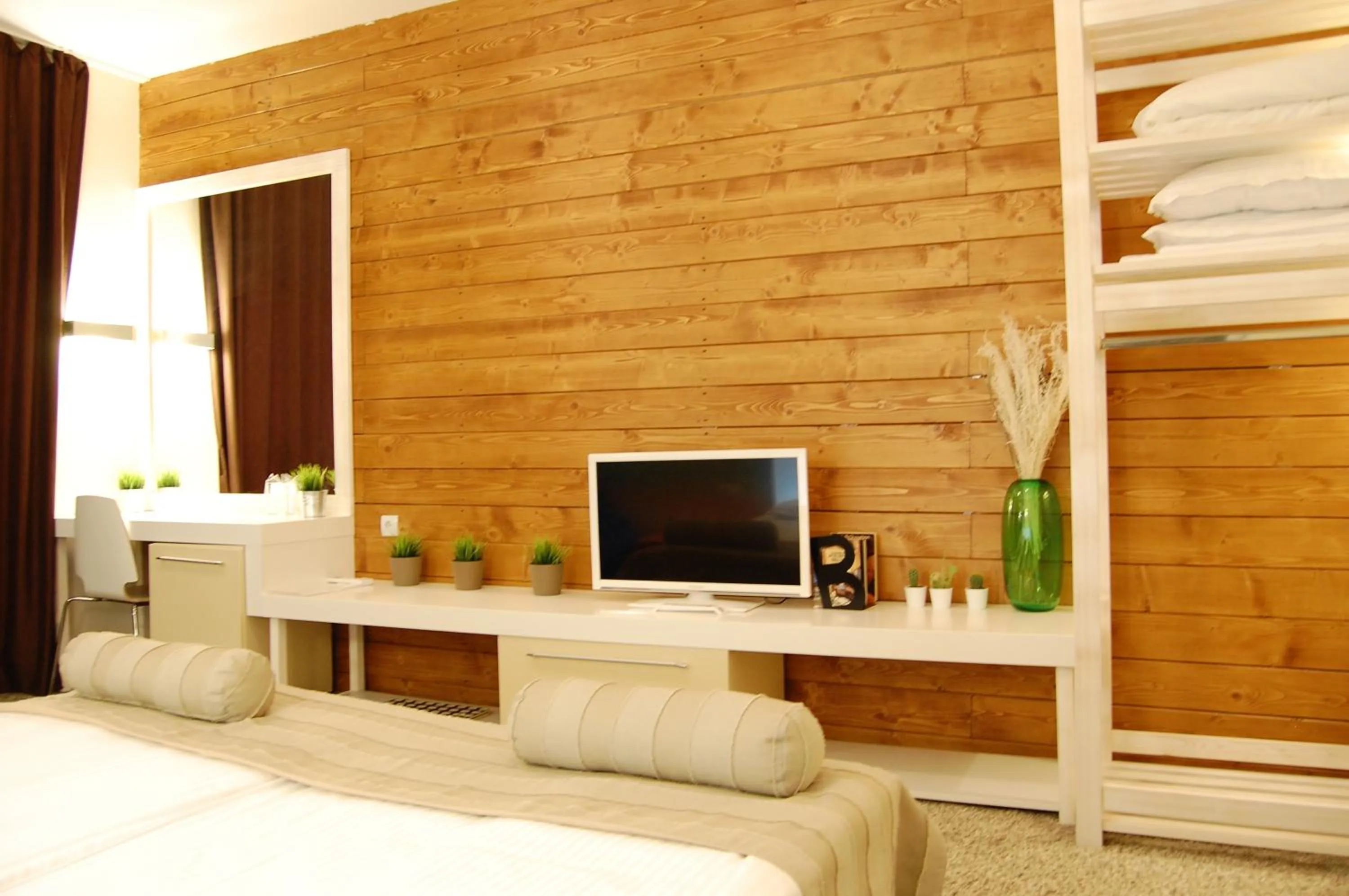 Bedroom, Bed in Aparthotel Seasons Glavatarski Han