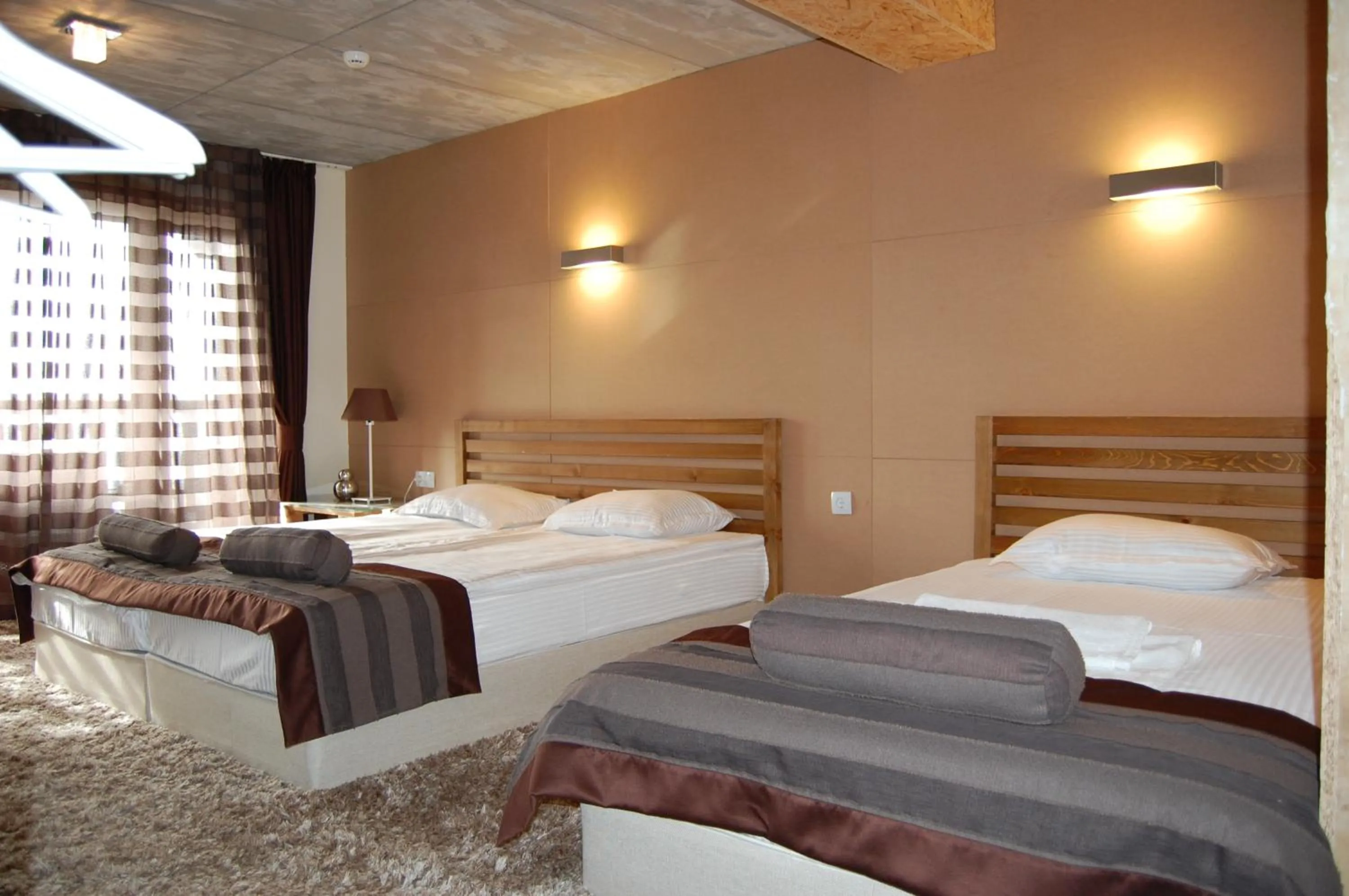 Bedroom, Bed in Aparthotel Seasons Glavatarski Han