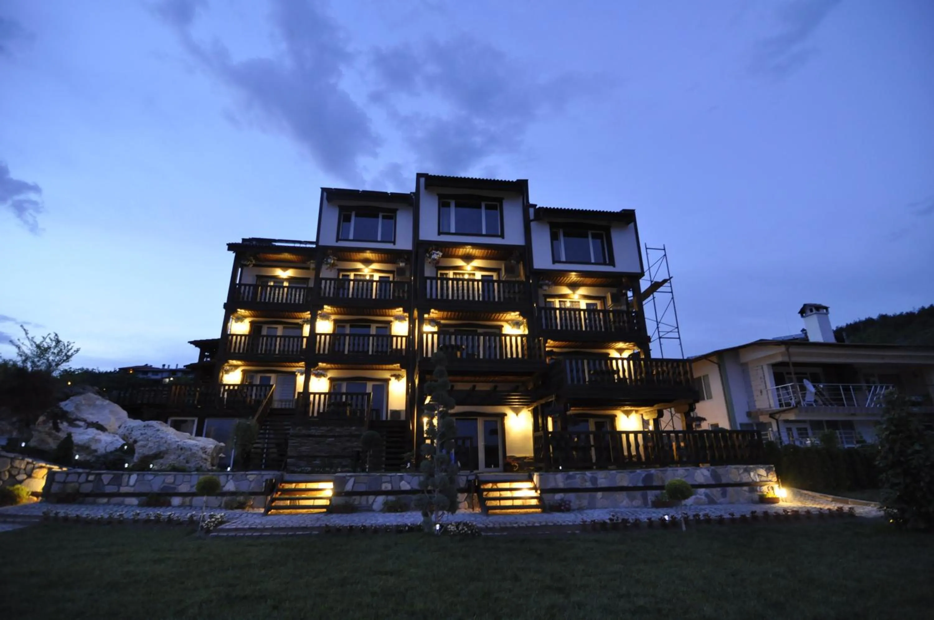 Facade/entrance in Aparthotel Seasons Glavatarski Han