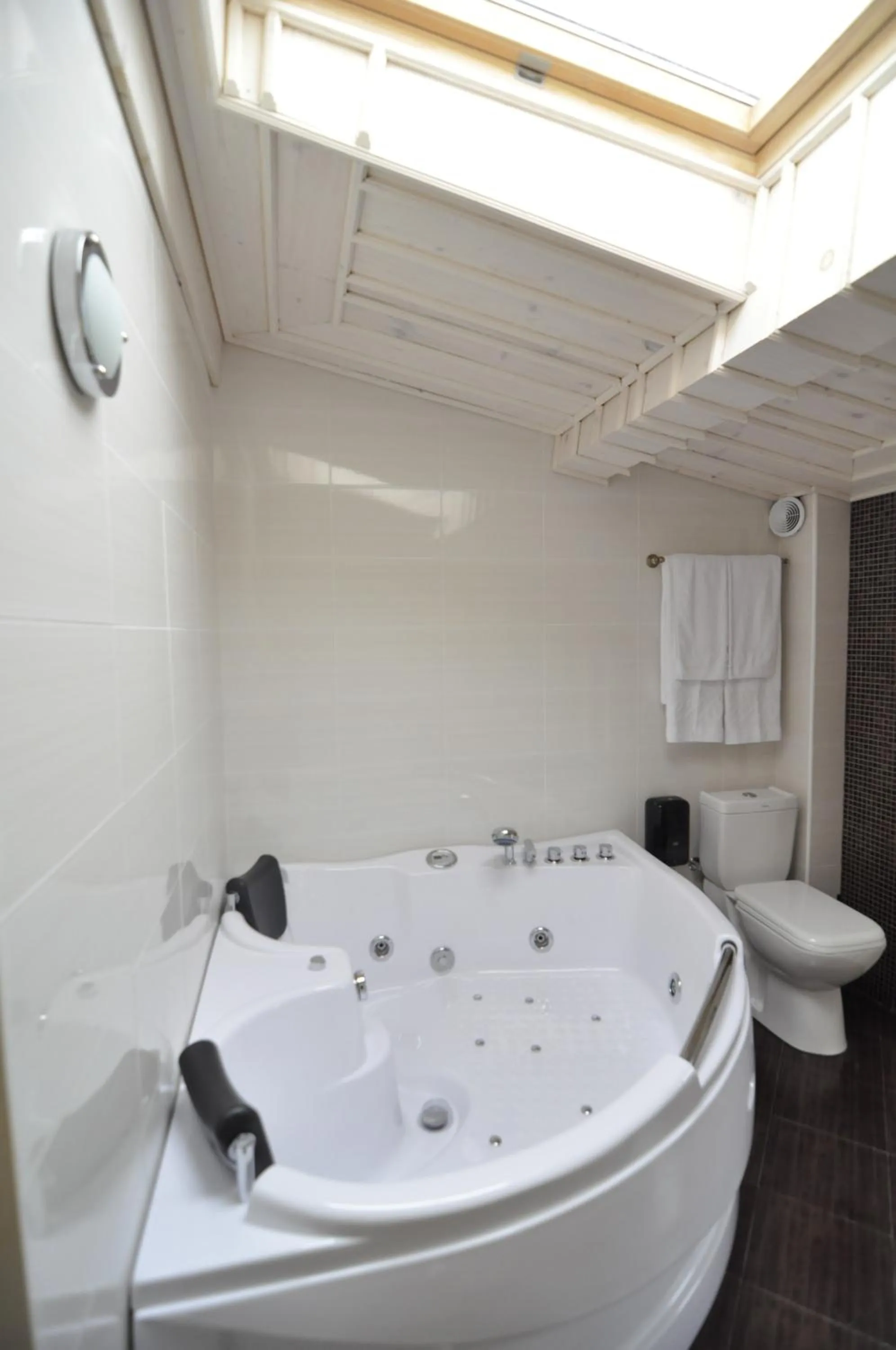 Bathroom in Aparthotel Seasons Glavatarski Han