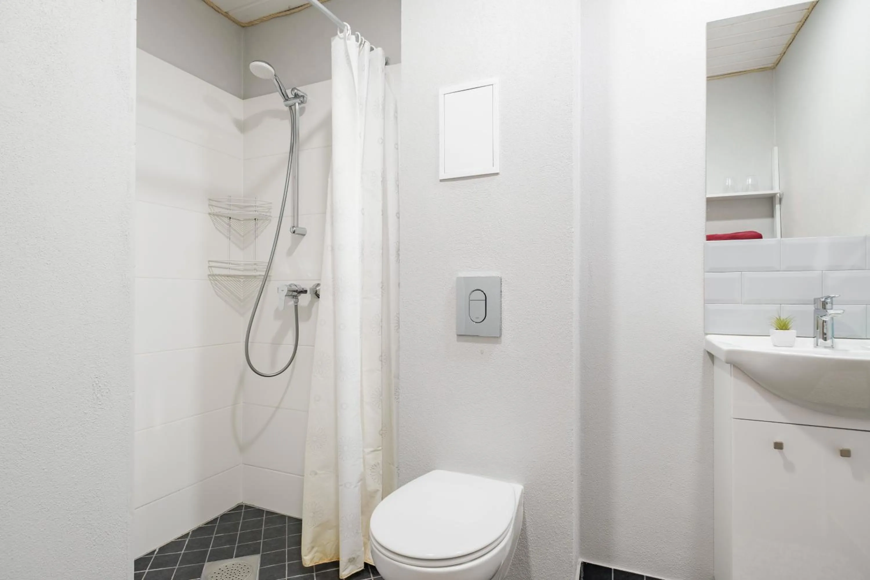 Bathroom in Filosoofi 1 Studio Apartments