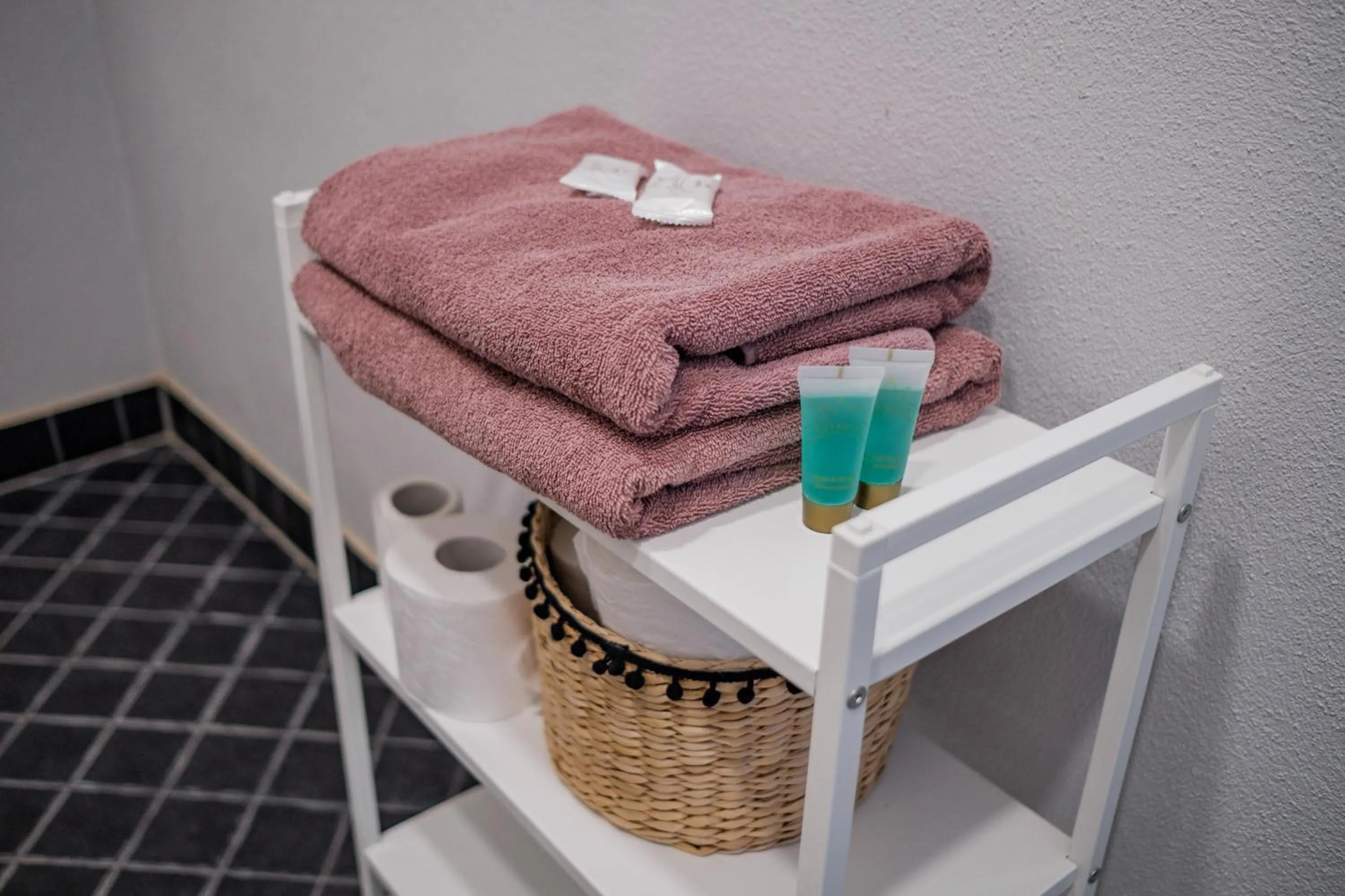 towels in Filosoofi 1 Studio Apartments