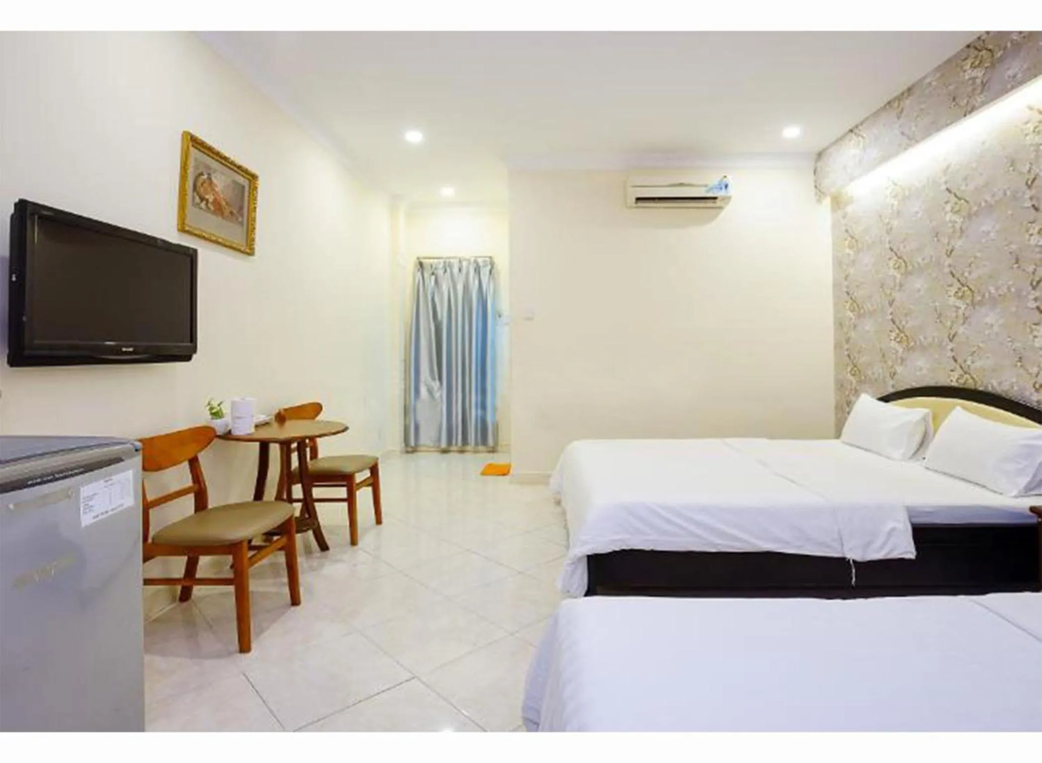 Bed in Violet Star Hotel and Spa