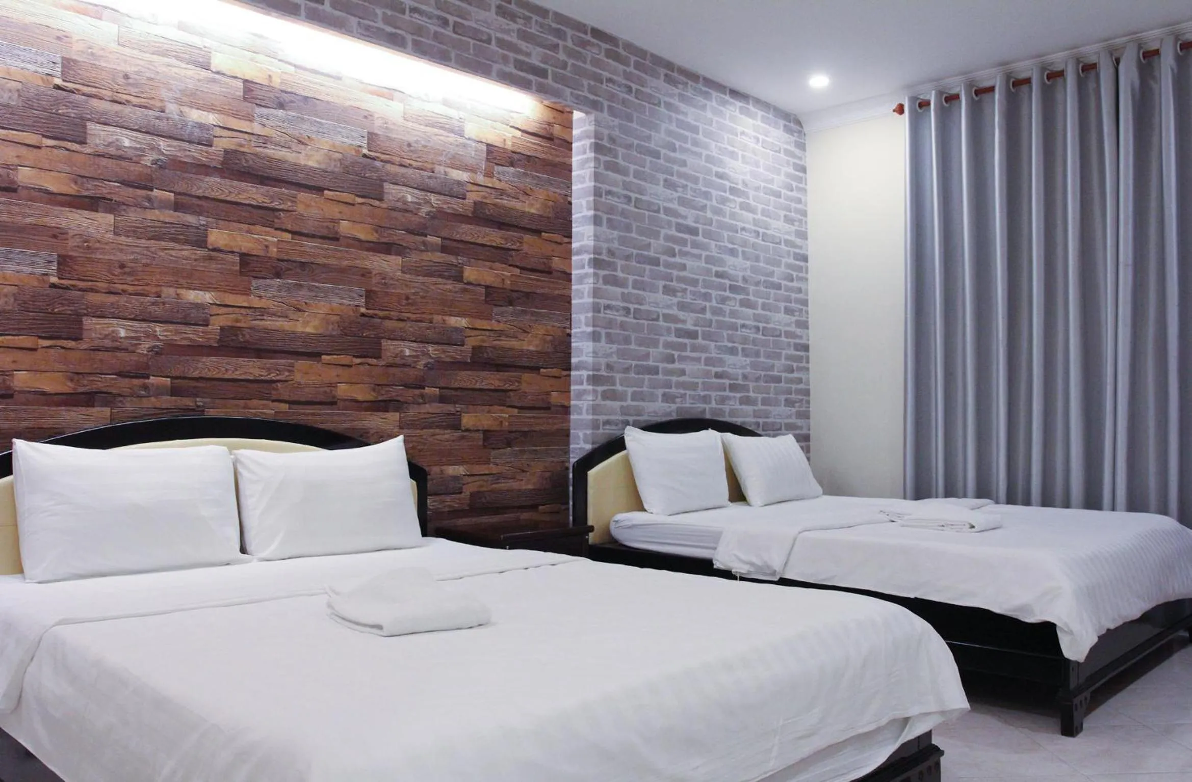 Bed in Violet Star Hotel and Spa