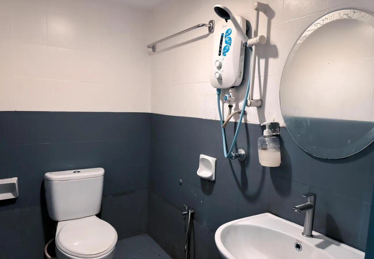 Shower in Sun Inns Seremban Formerly known as Lotus Seremban