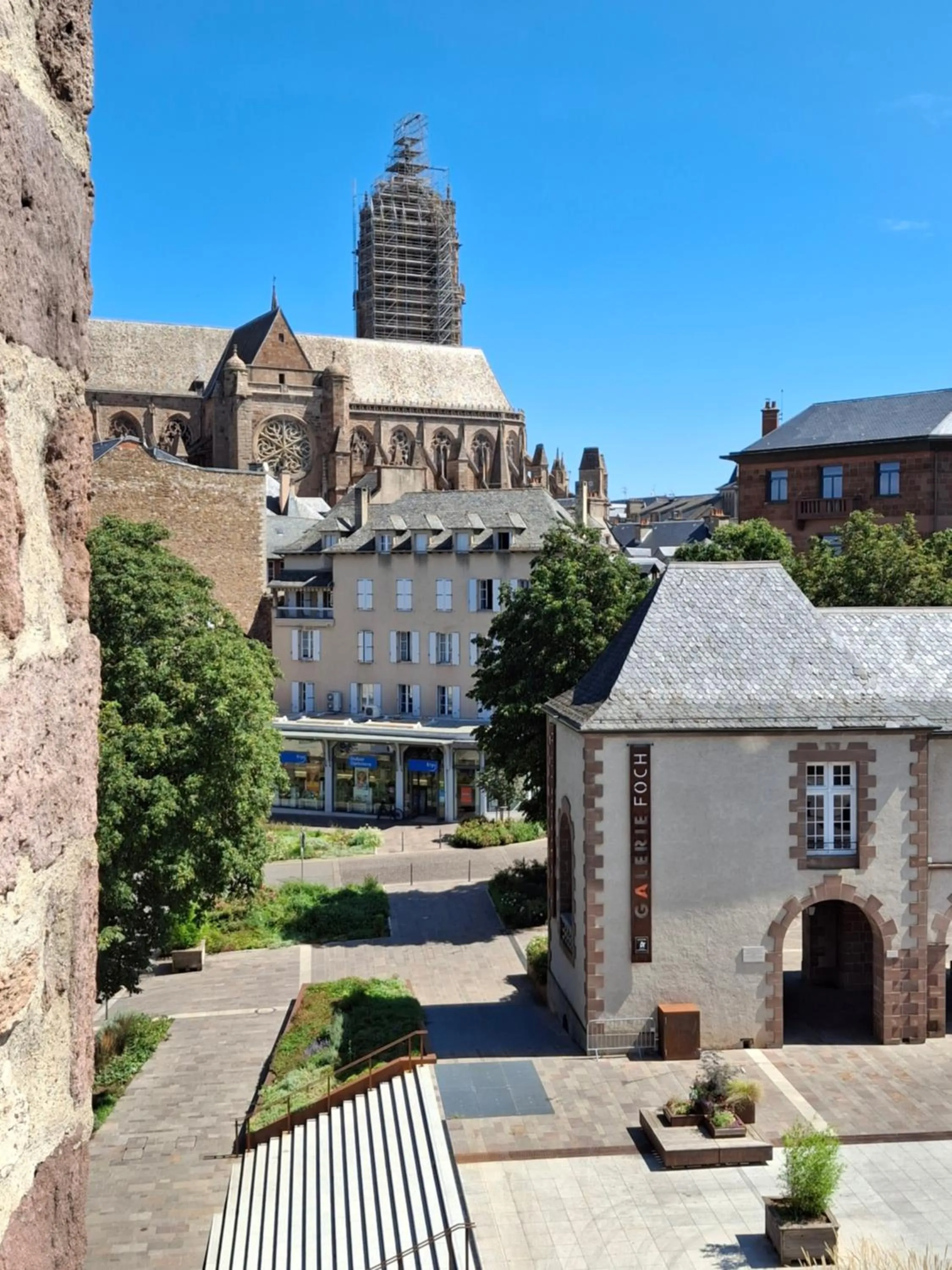 City view in Hôtel Tour Maje