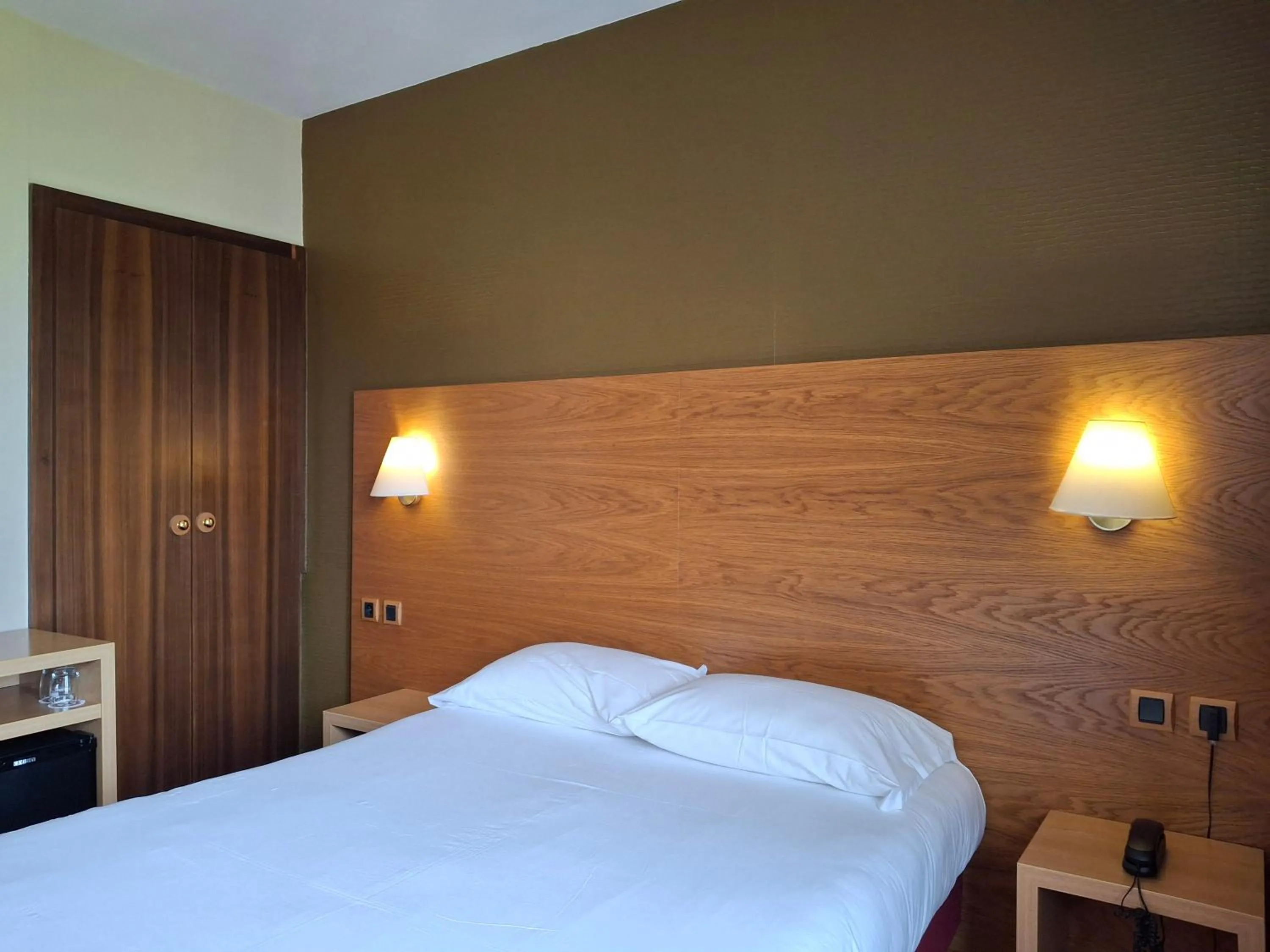 Bed in Hôtel Tour Maje