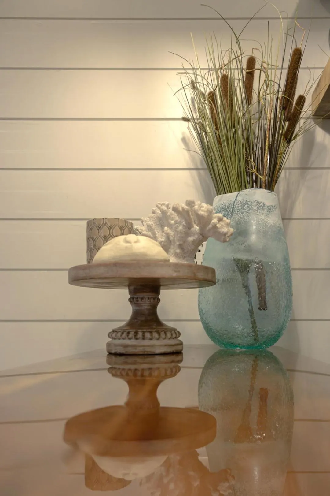 The Shoreline Container Home 12 min to Magnolia Silos and Baylor