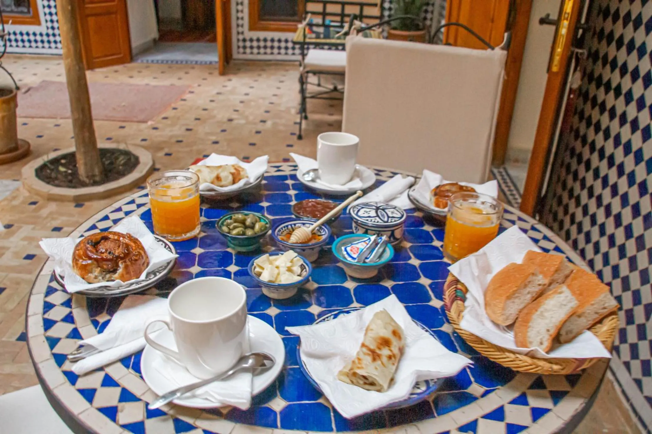 Breakfast in Riad Dar Tamlil