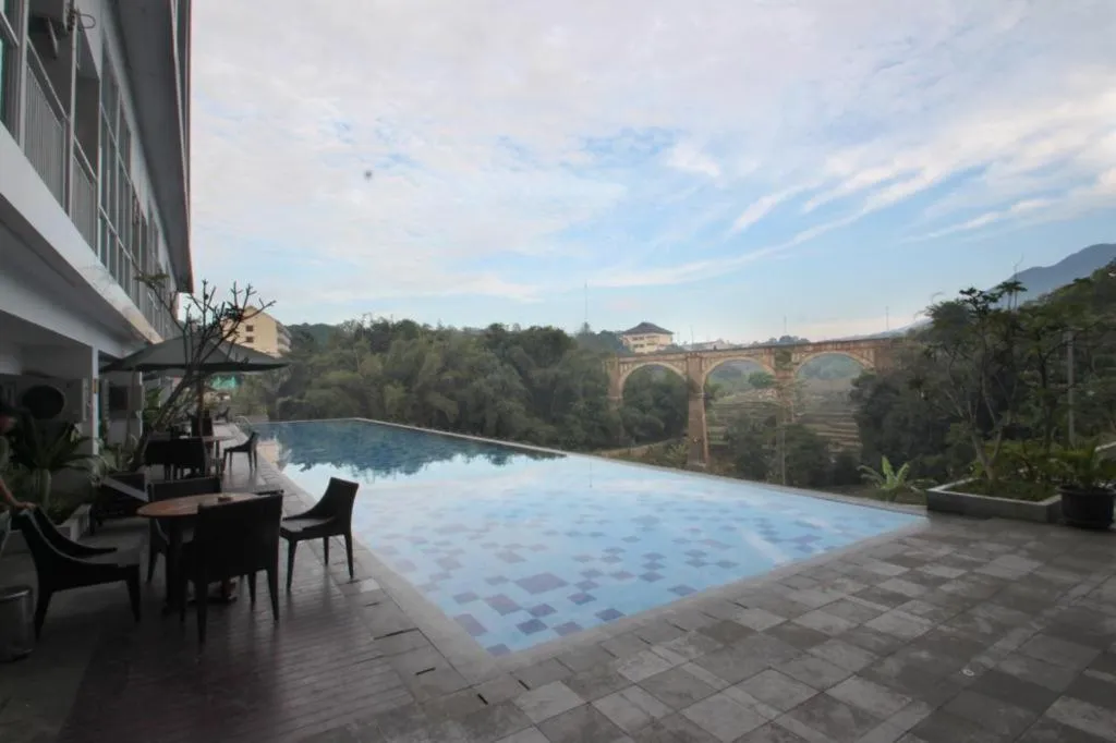 Tiba at Jatinangor Hotel