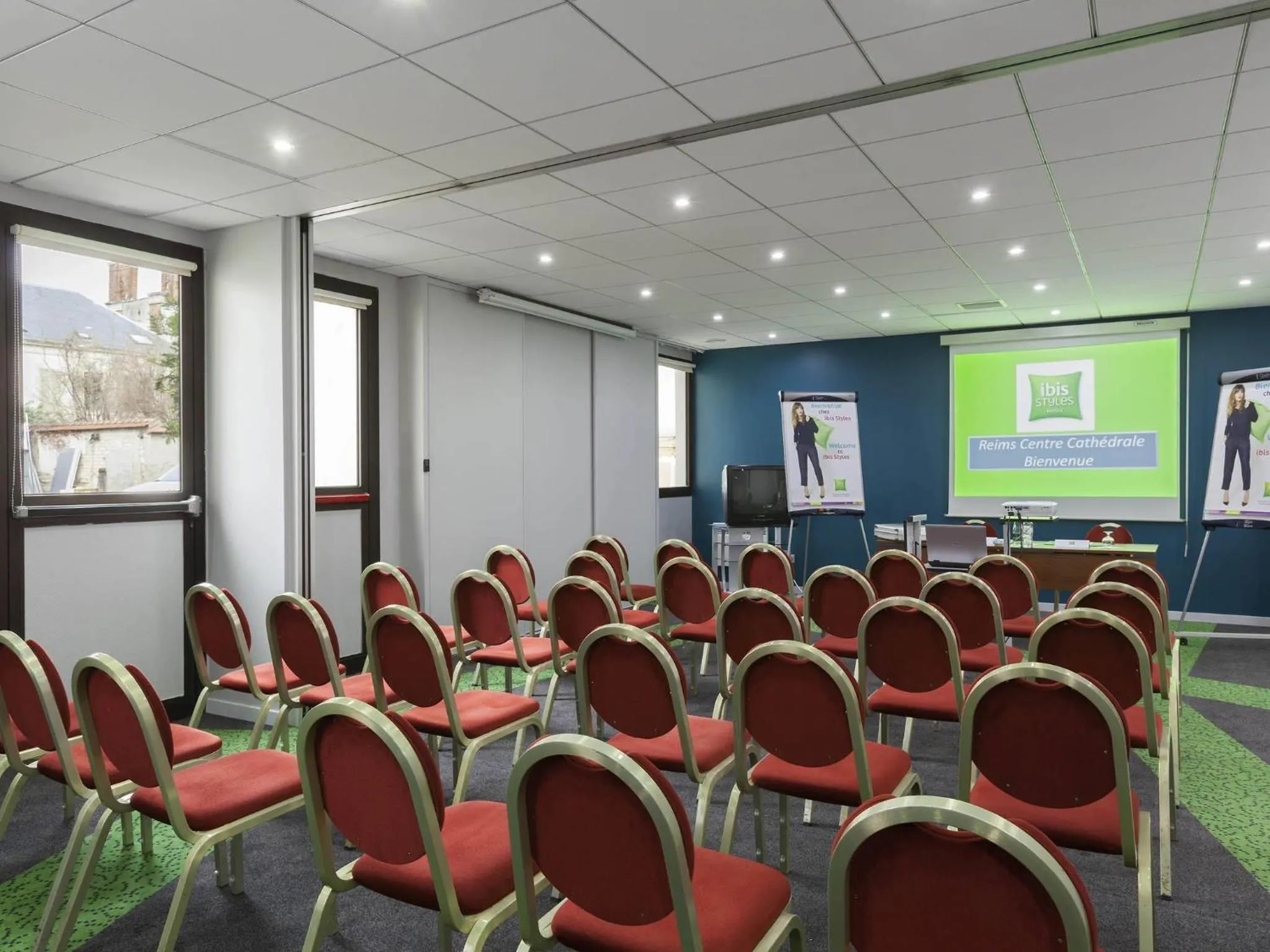 Meeting/conference room in Ibis Styles Reims Centre