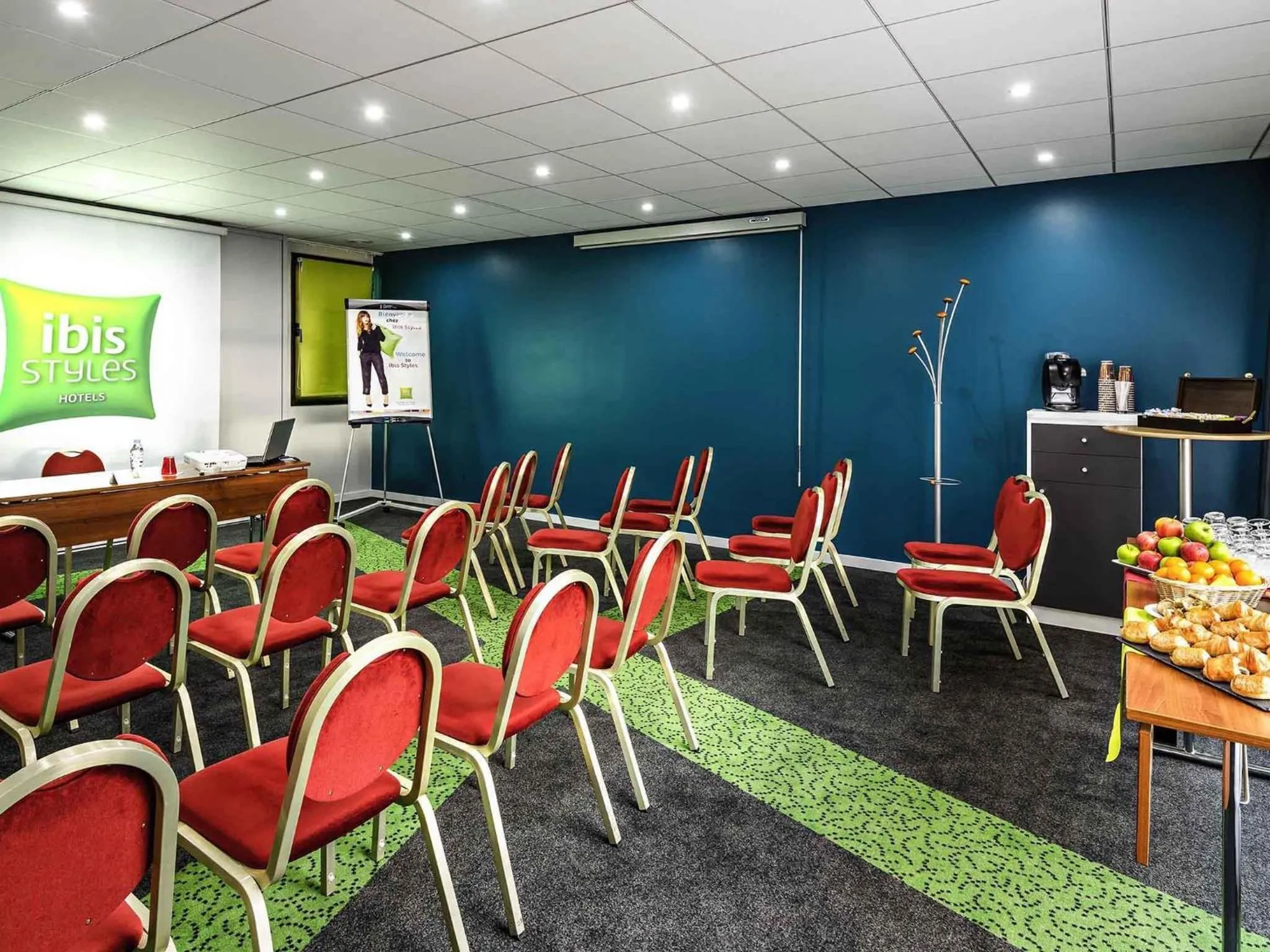 Meeting/conference room in Ibis Styles Reims Centre