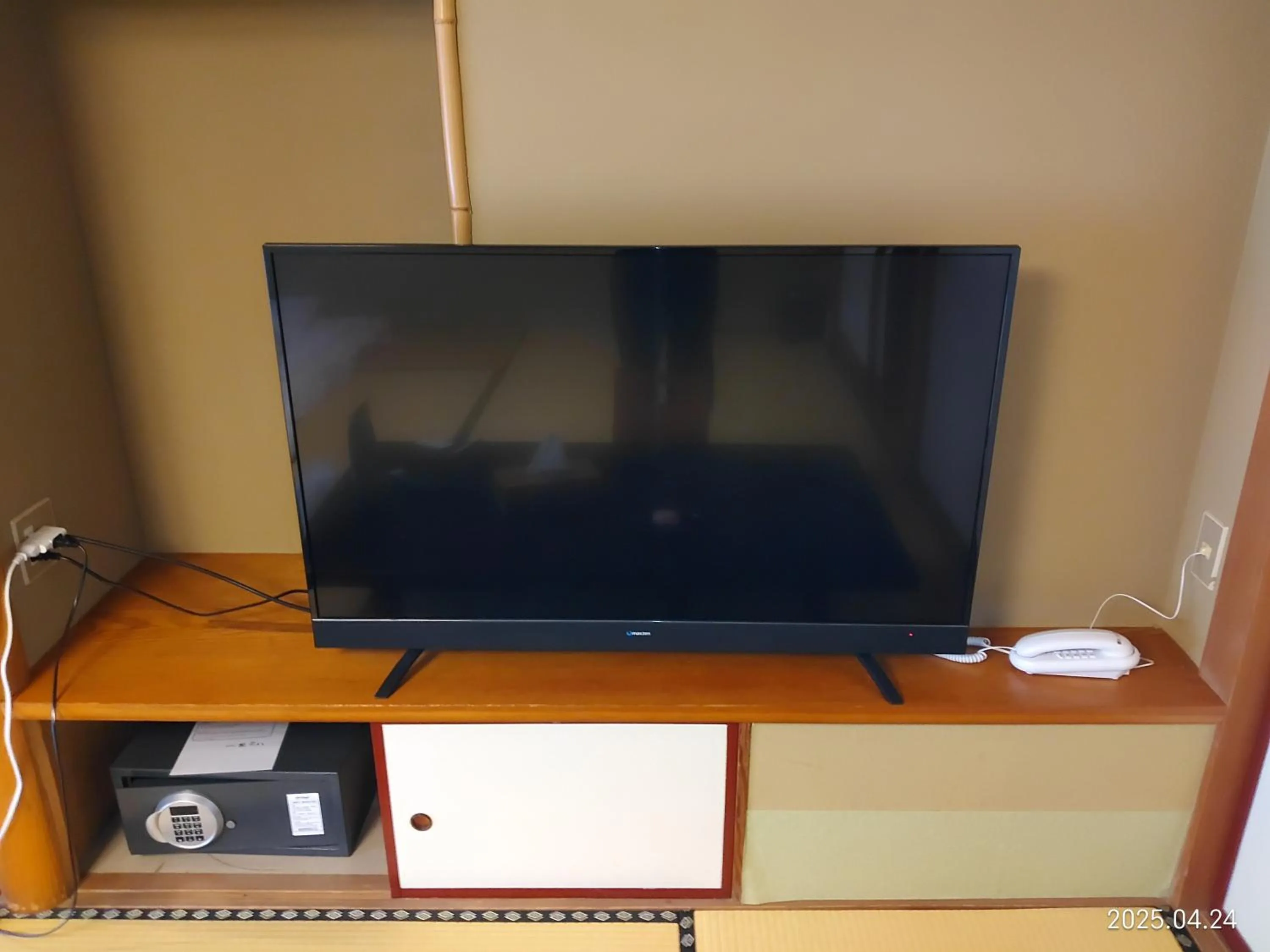 TV and multimedia in Yamanaka Onsen Hanatsubaki