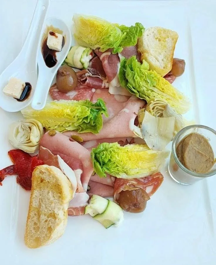 Food in Holiday Inn Reims Centre by IHG