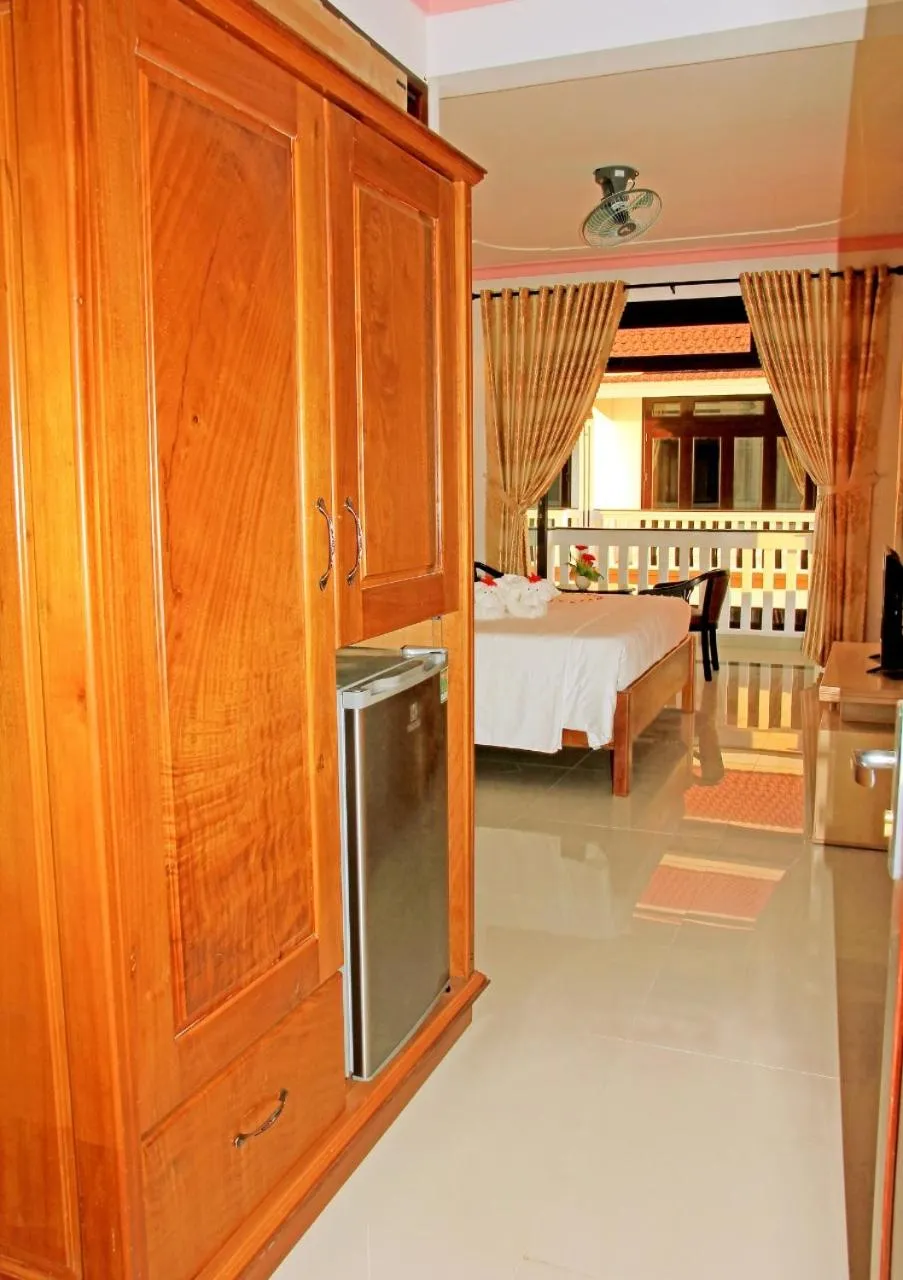Photo of the whole room, Bed in Green Island Villa Hoi An