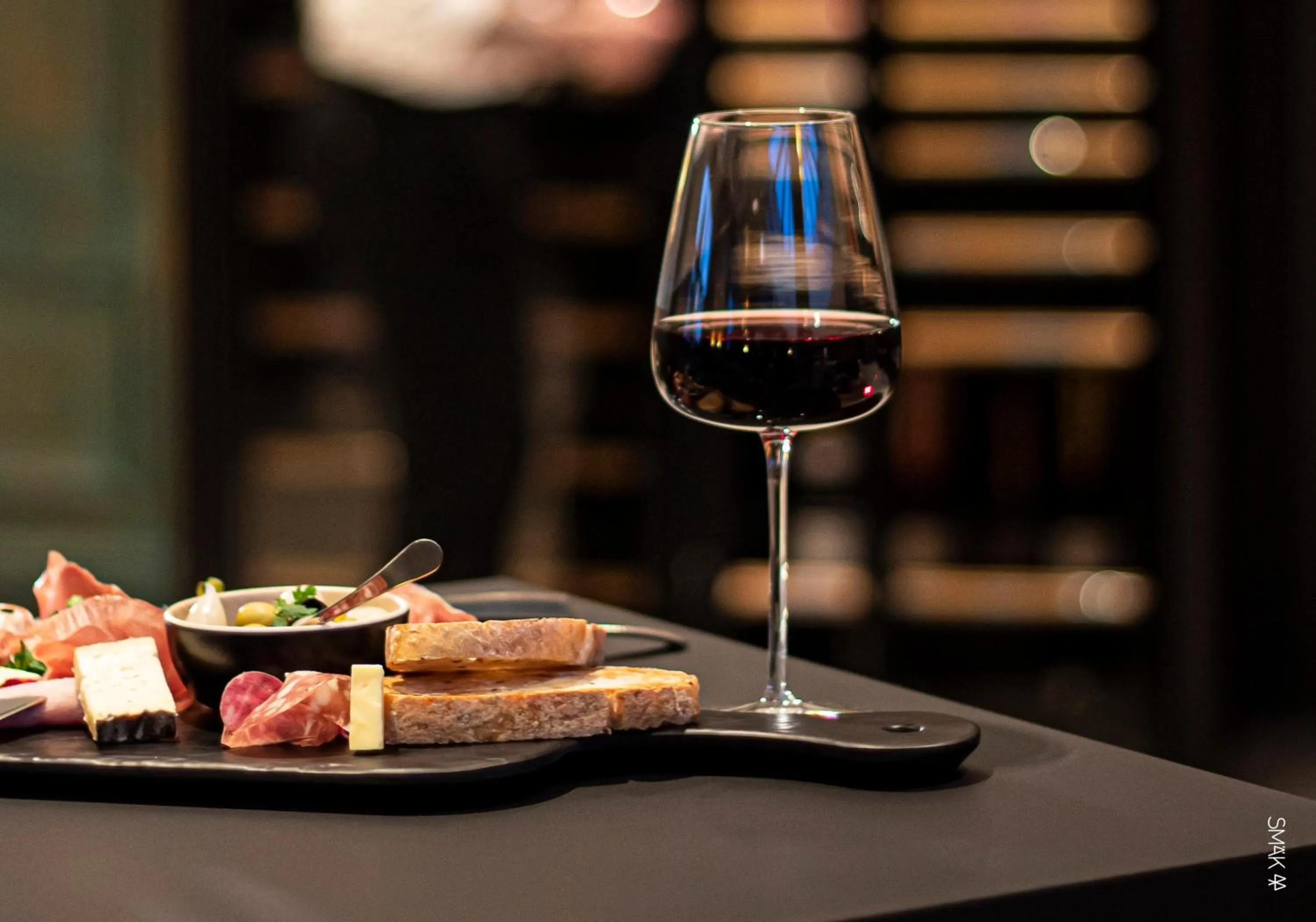 Lounge or bar in Hotel L'Europe Colmar, BW Signature Collection