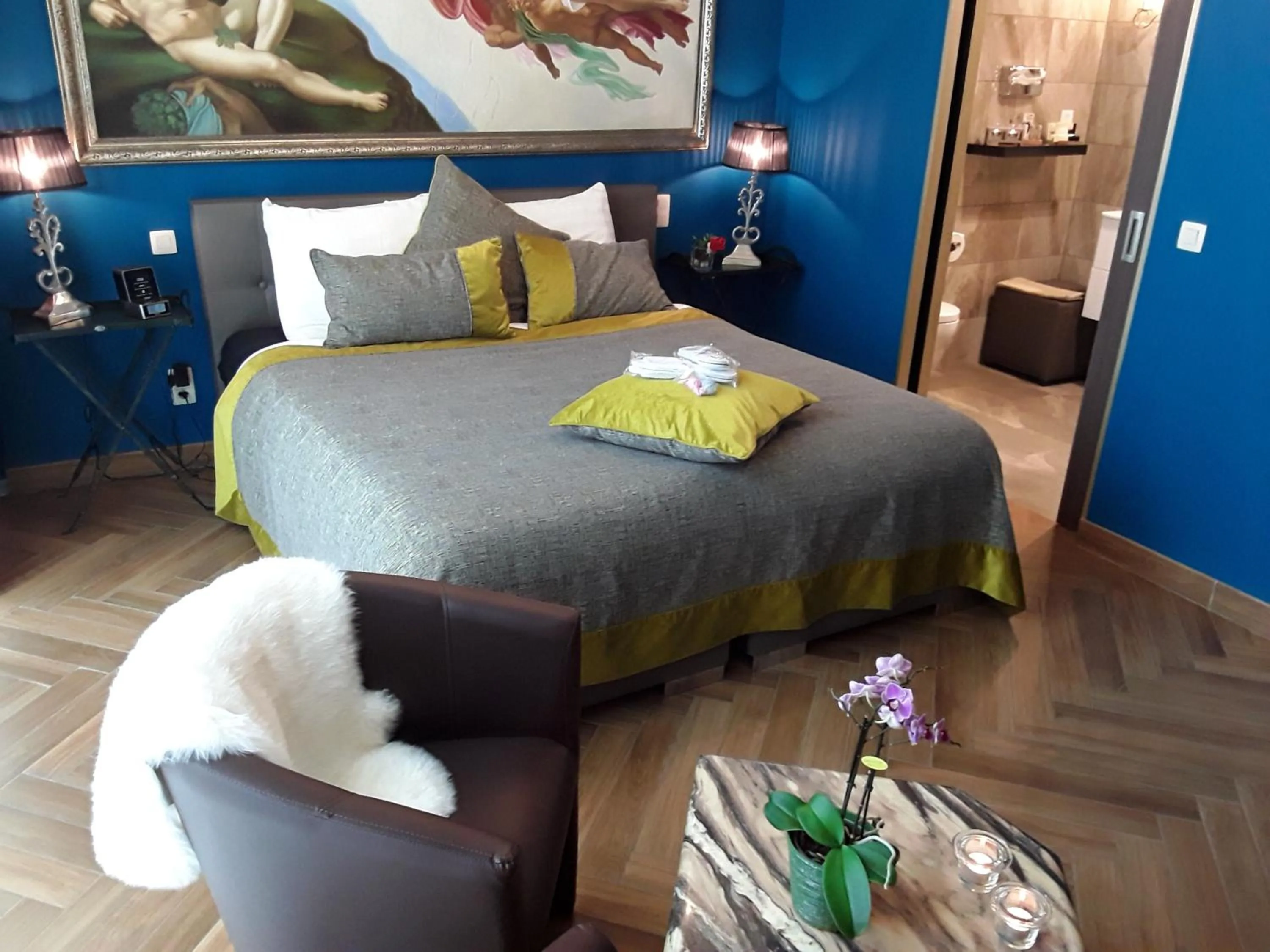 Photo of the whole room, Bed in Art Of Dreams Deluxe 4 stars