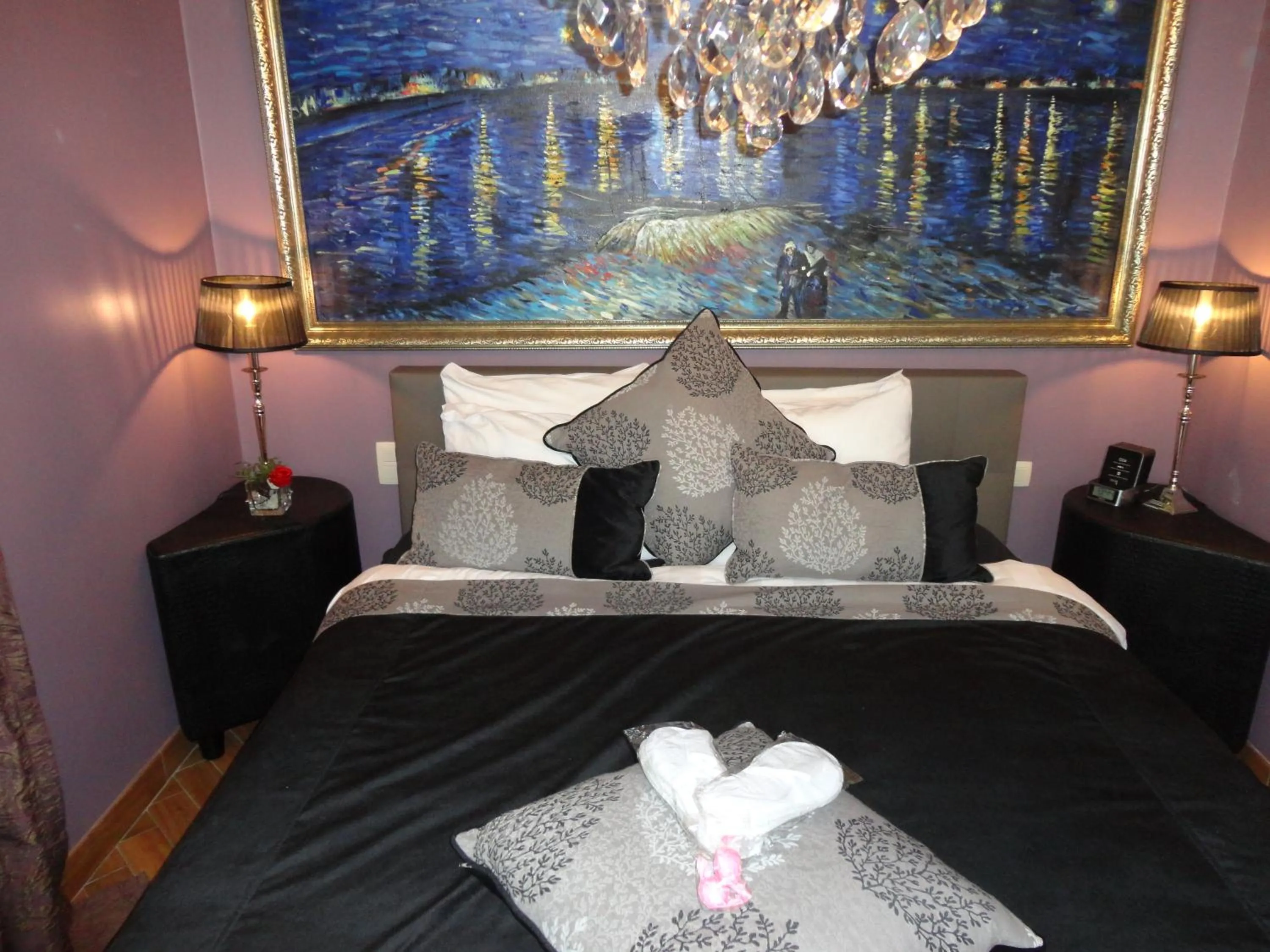 Bed in Art Of Dreams Deluxe 4 stars