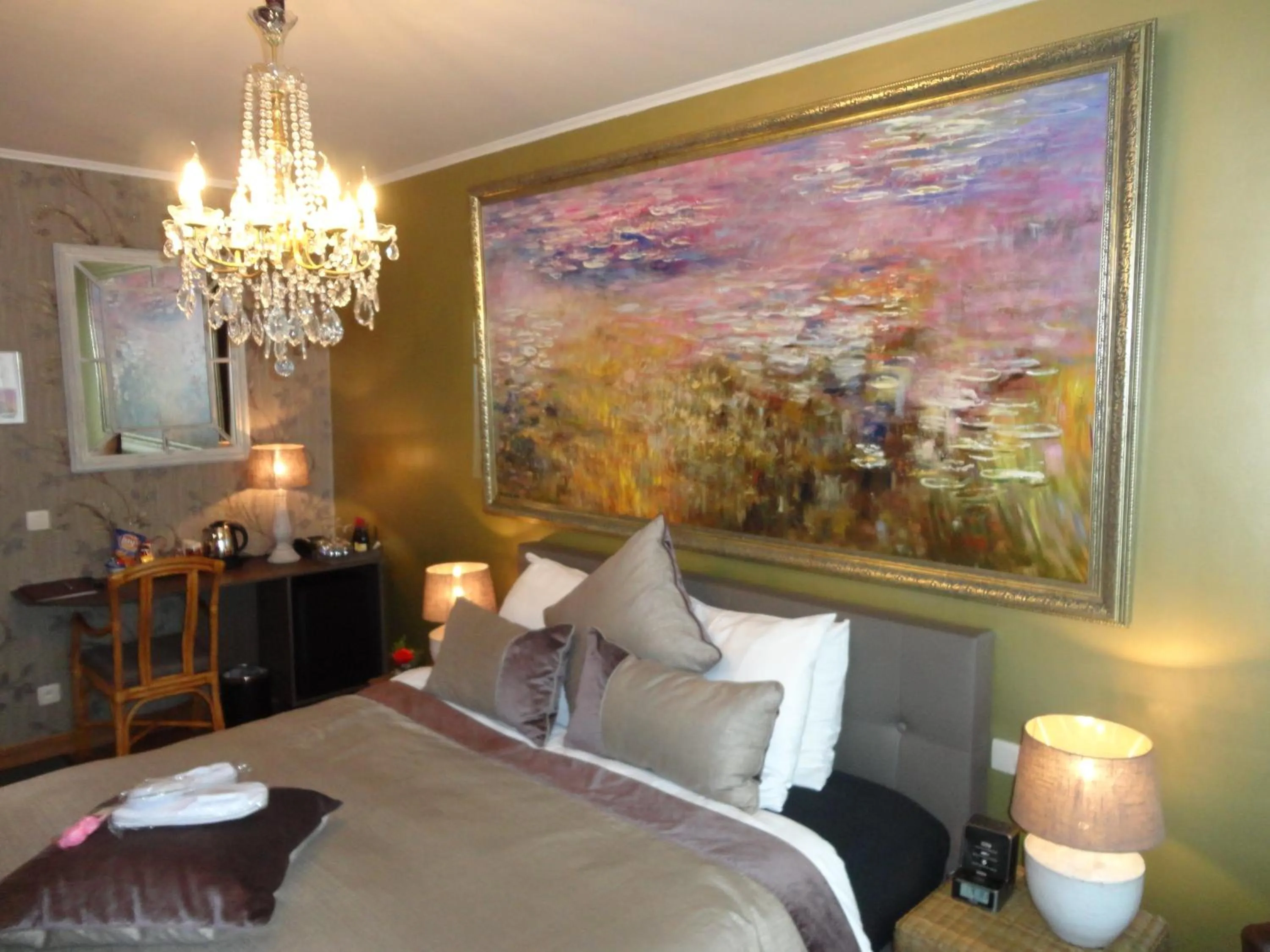 Photo of the whole room, Bed in Art Of Dreams Deluxe 4 stars