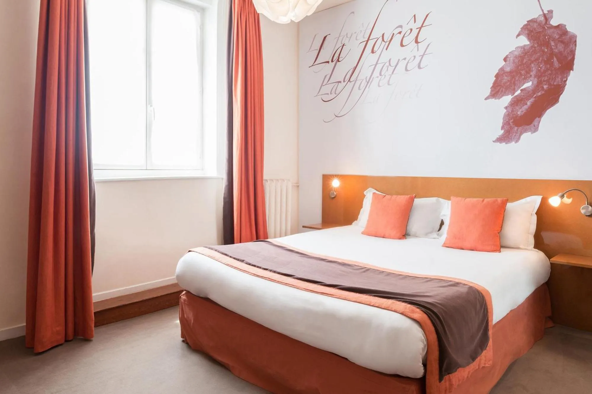 Bedroom, Bed in The Originals Boutique, Hôtel Ô Gayot, Bagnoles-de-l'Orne