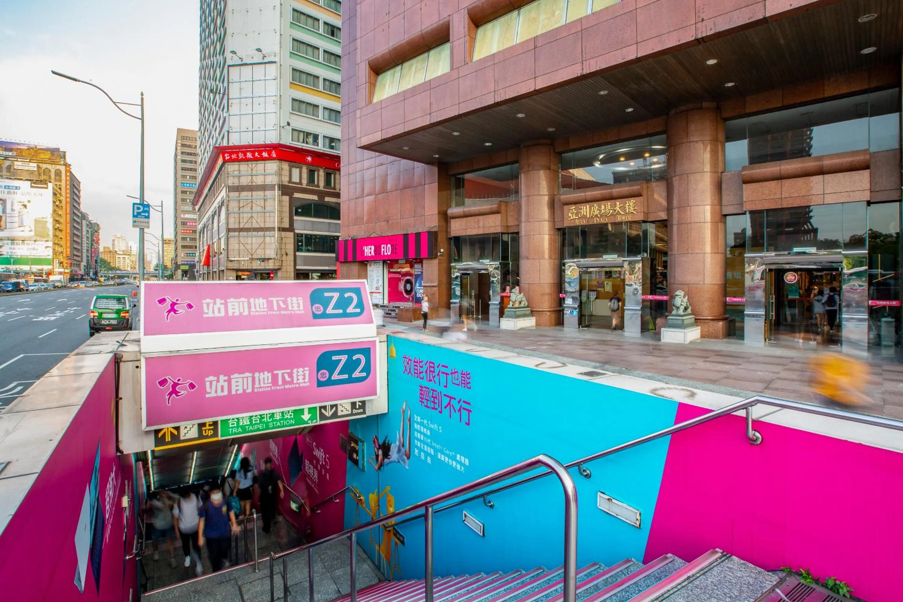 Property building in Mayer Inn