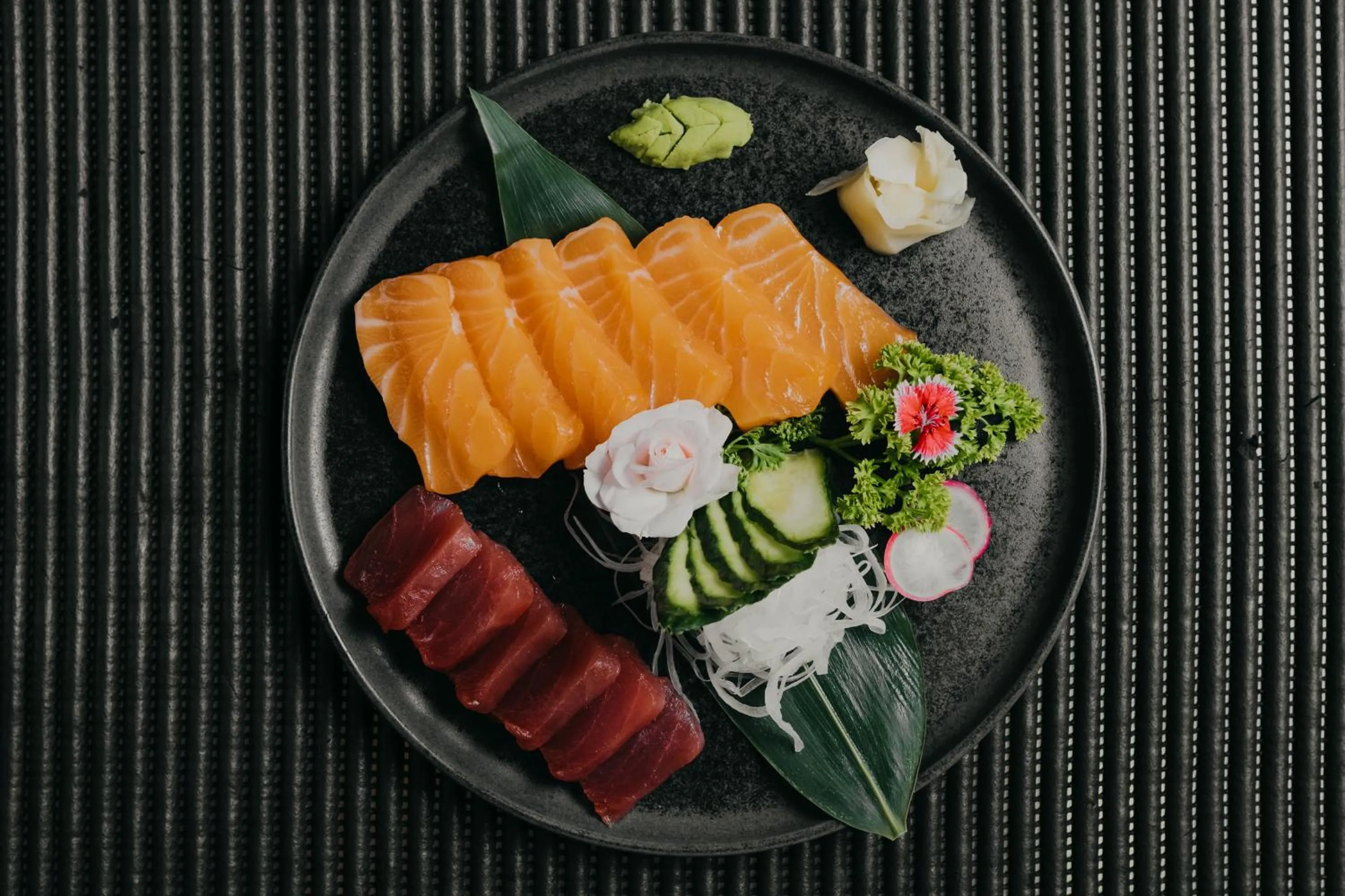 Restaurant/places to eat in Mare Hotel