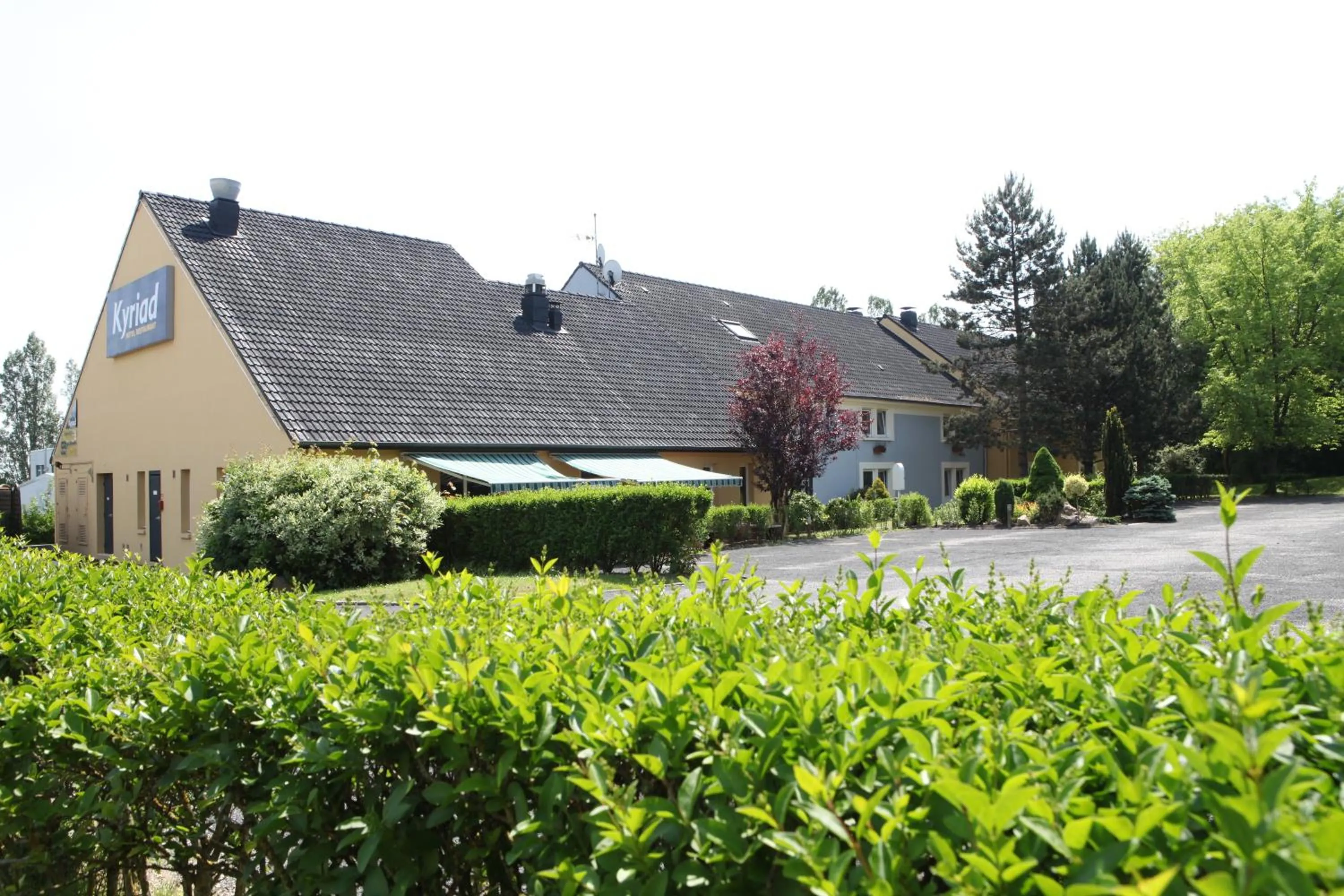 Facade/entrance in Kyriad Nancy Sud - Ludres