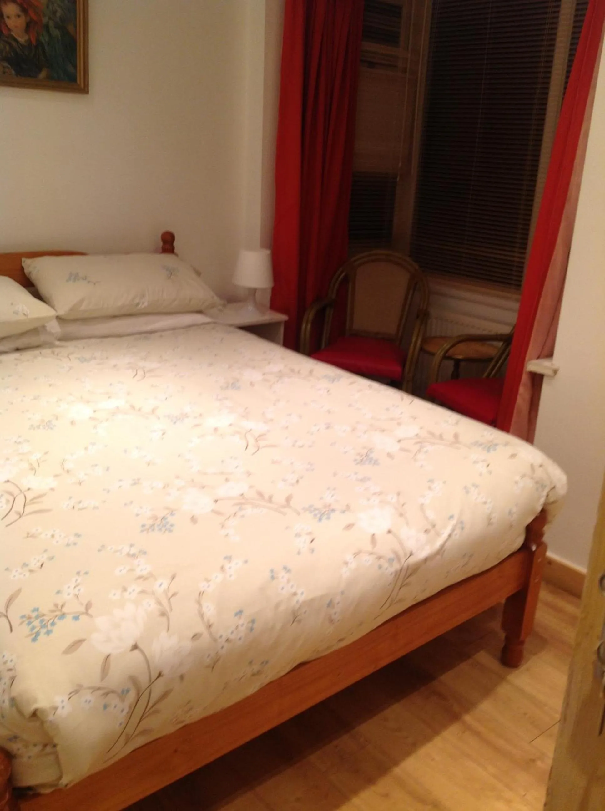 Decorative detail, Bed in Fairhaven Hotel on Woodfield Road