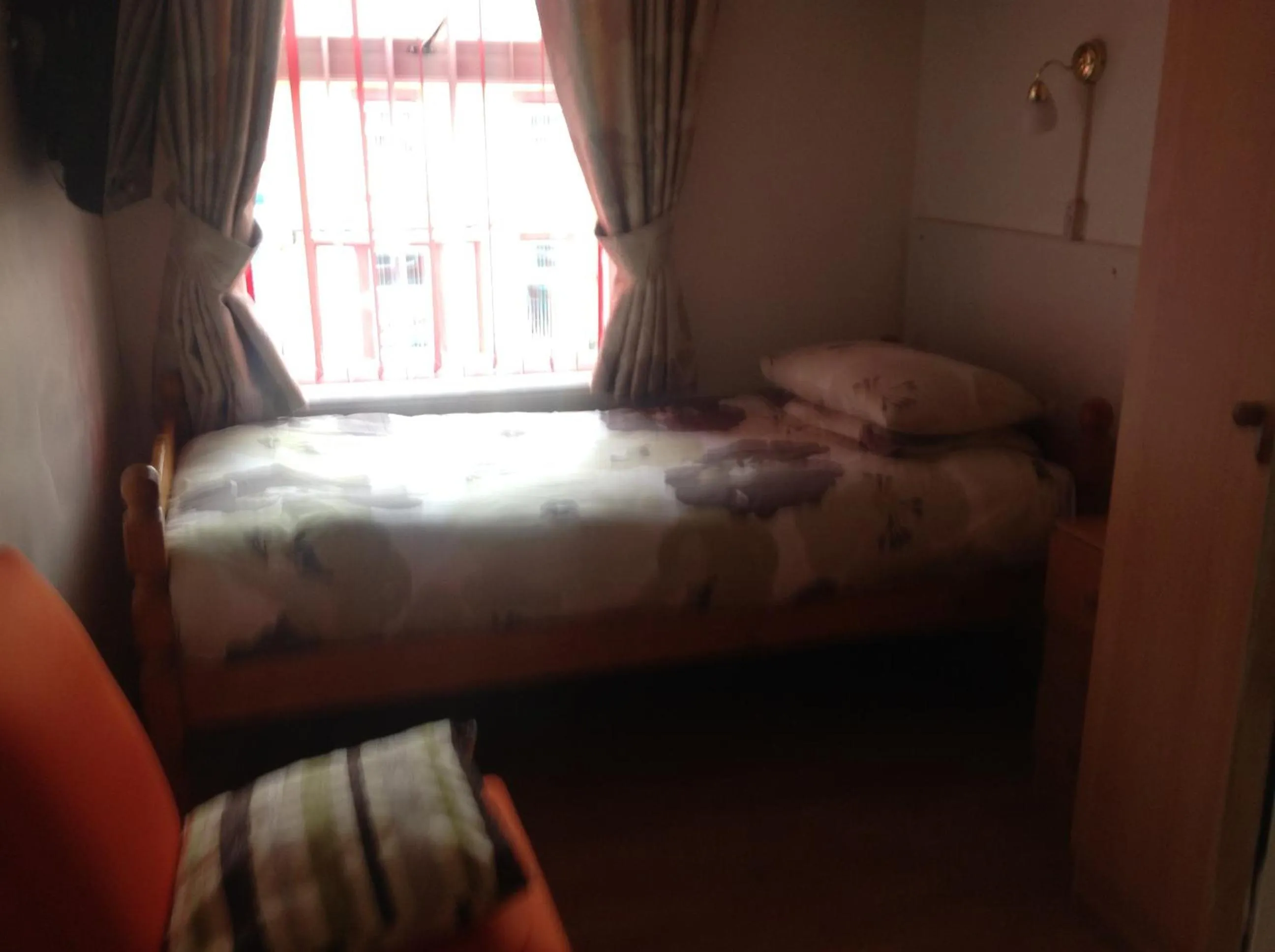 Photo of the whole room, Bed in Fairhaven Hotel on Woodfield Road