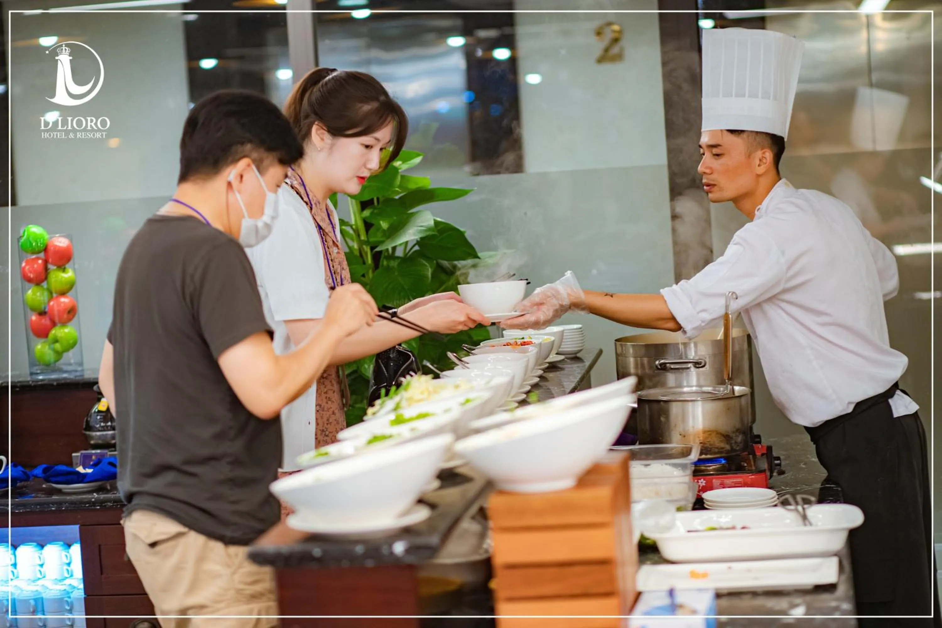 Restaurant/places to eat in D'Lioro Hotel & Resort