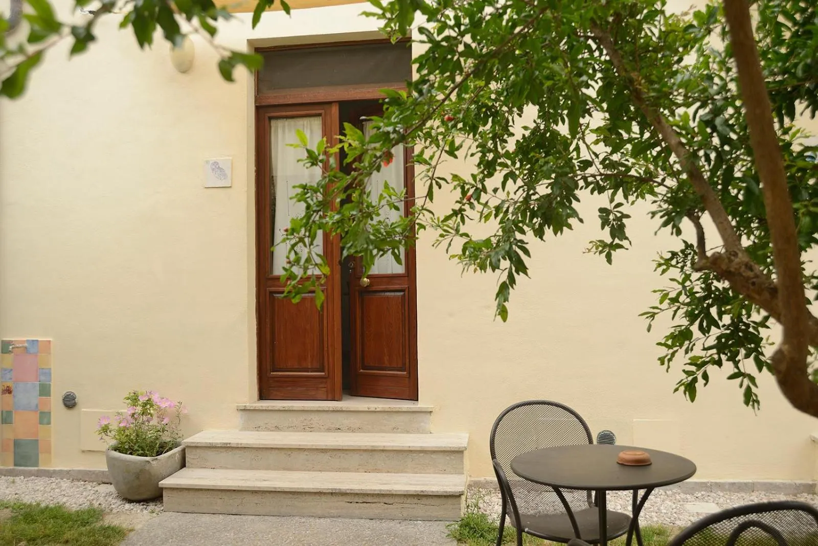 Facade/entrance in Casa del Geco