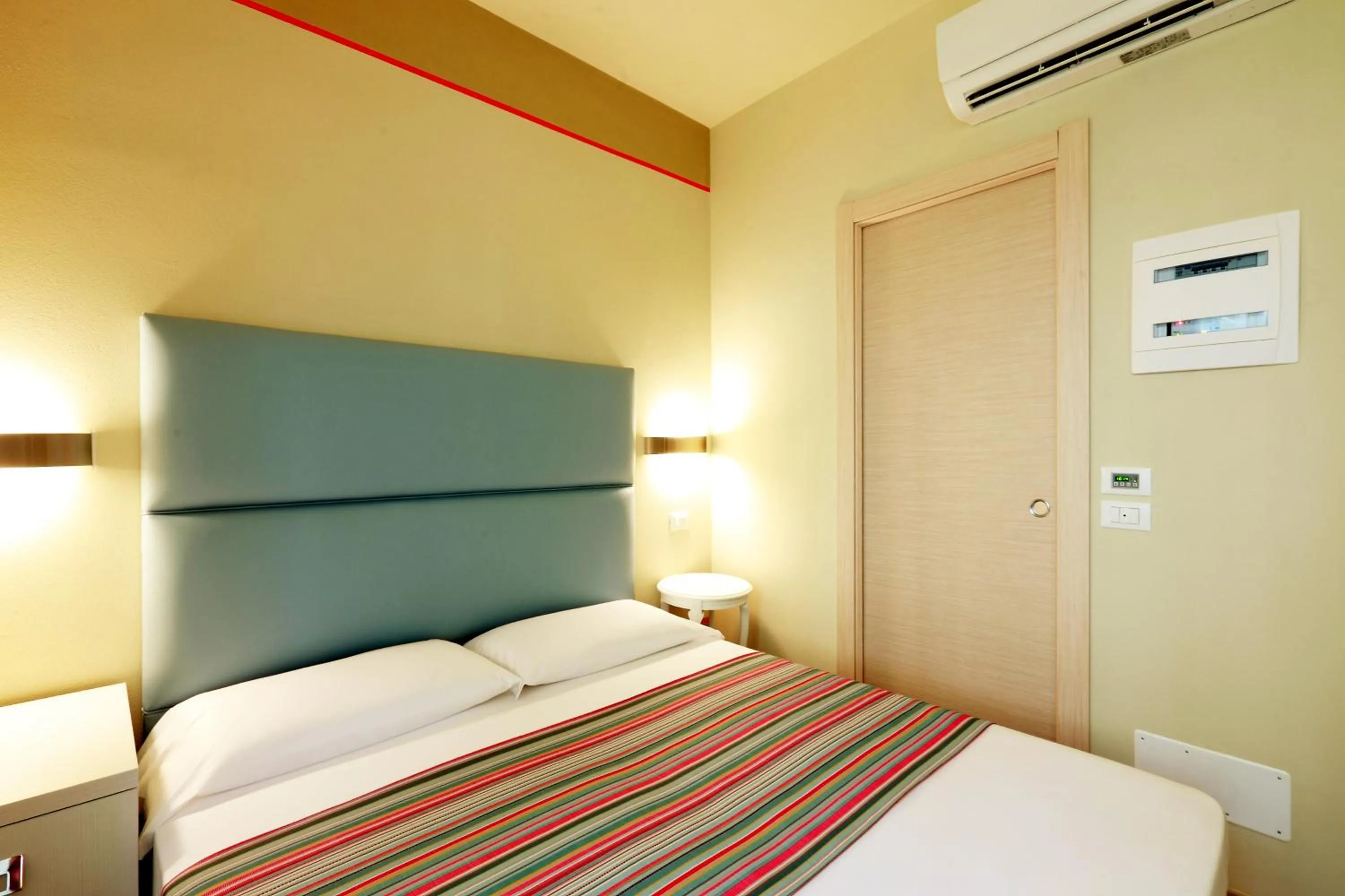 Bed in Hotel Souvenir