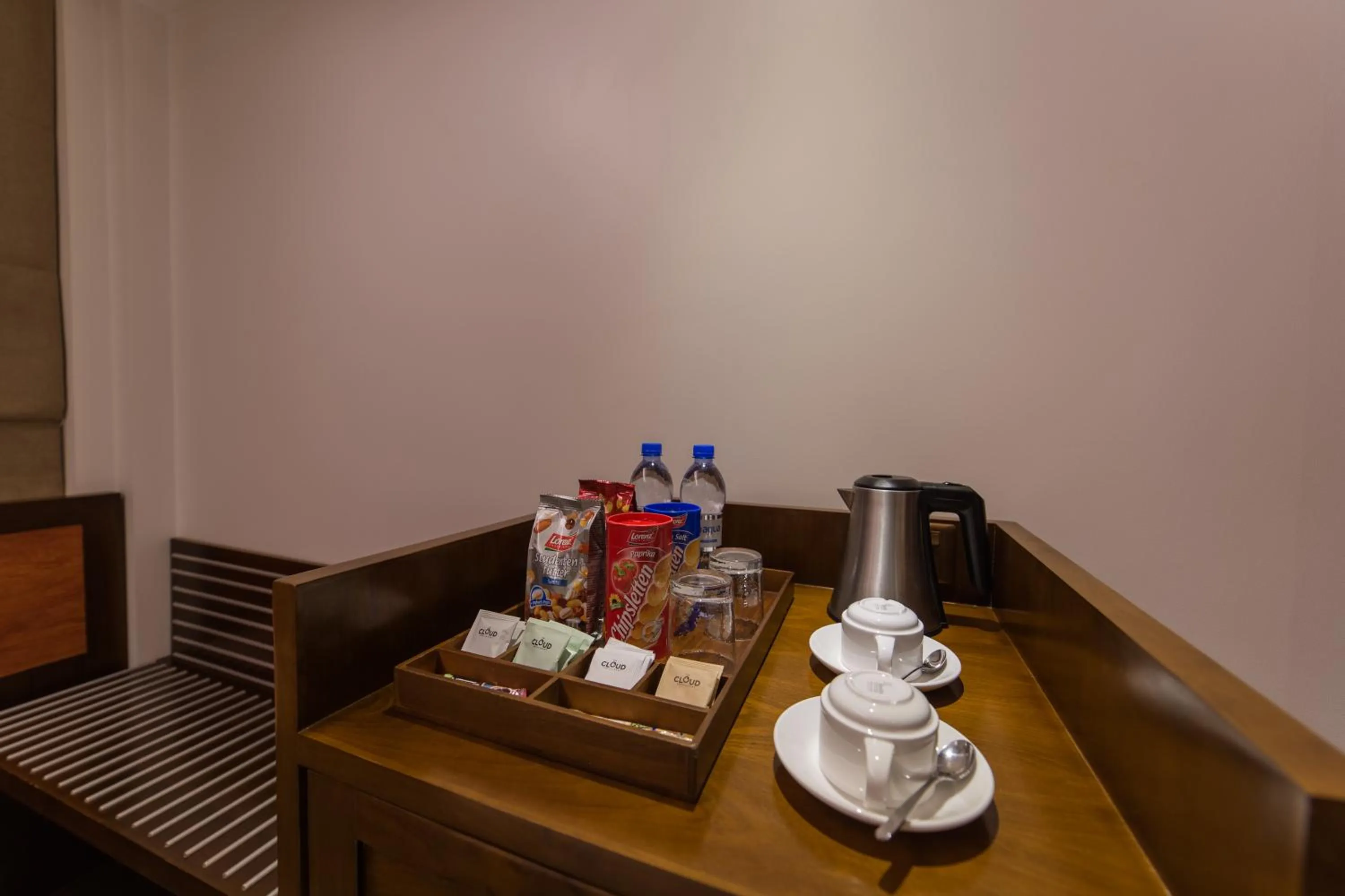 Coffee/tea facilities in Samann Host